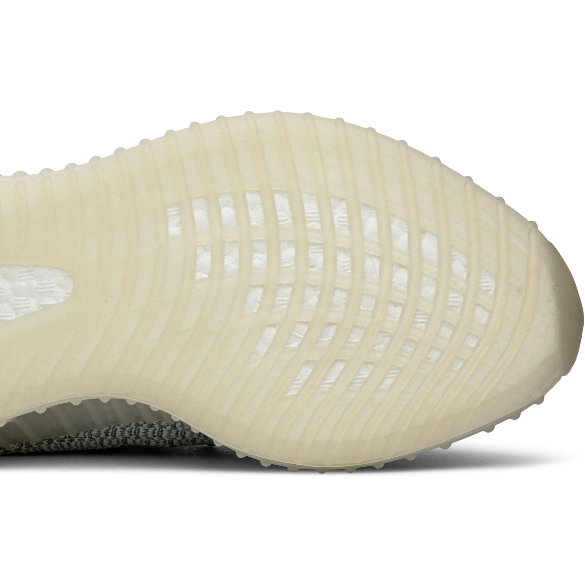 adidas-yeezy-boost-350-v2-cloud-white-reflective-fw5317-nicesnk-ewqww.jpeg