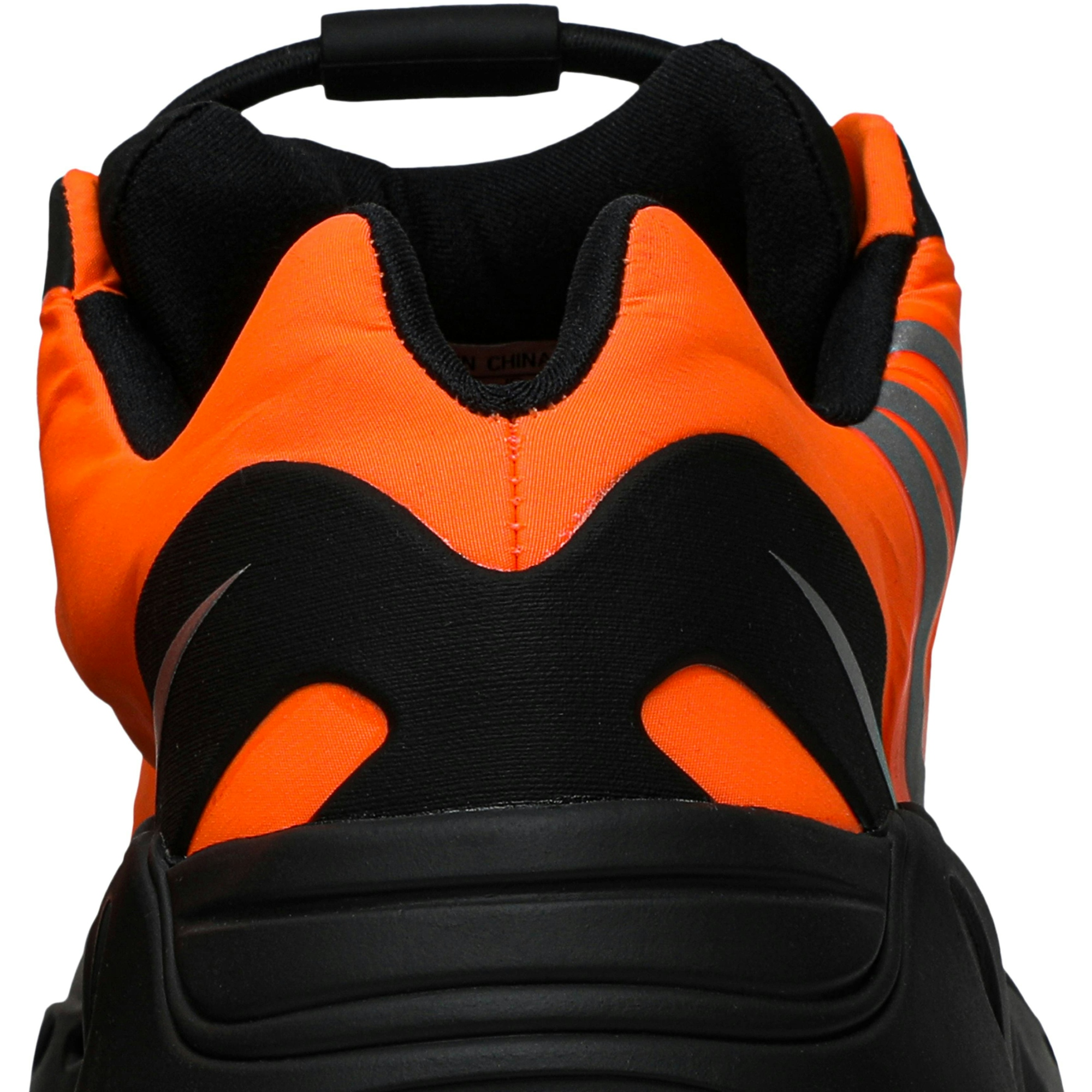 adidas-yeezy-boost-700-mnvn-orange-fv3258-pzksr.jpeg