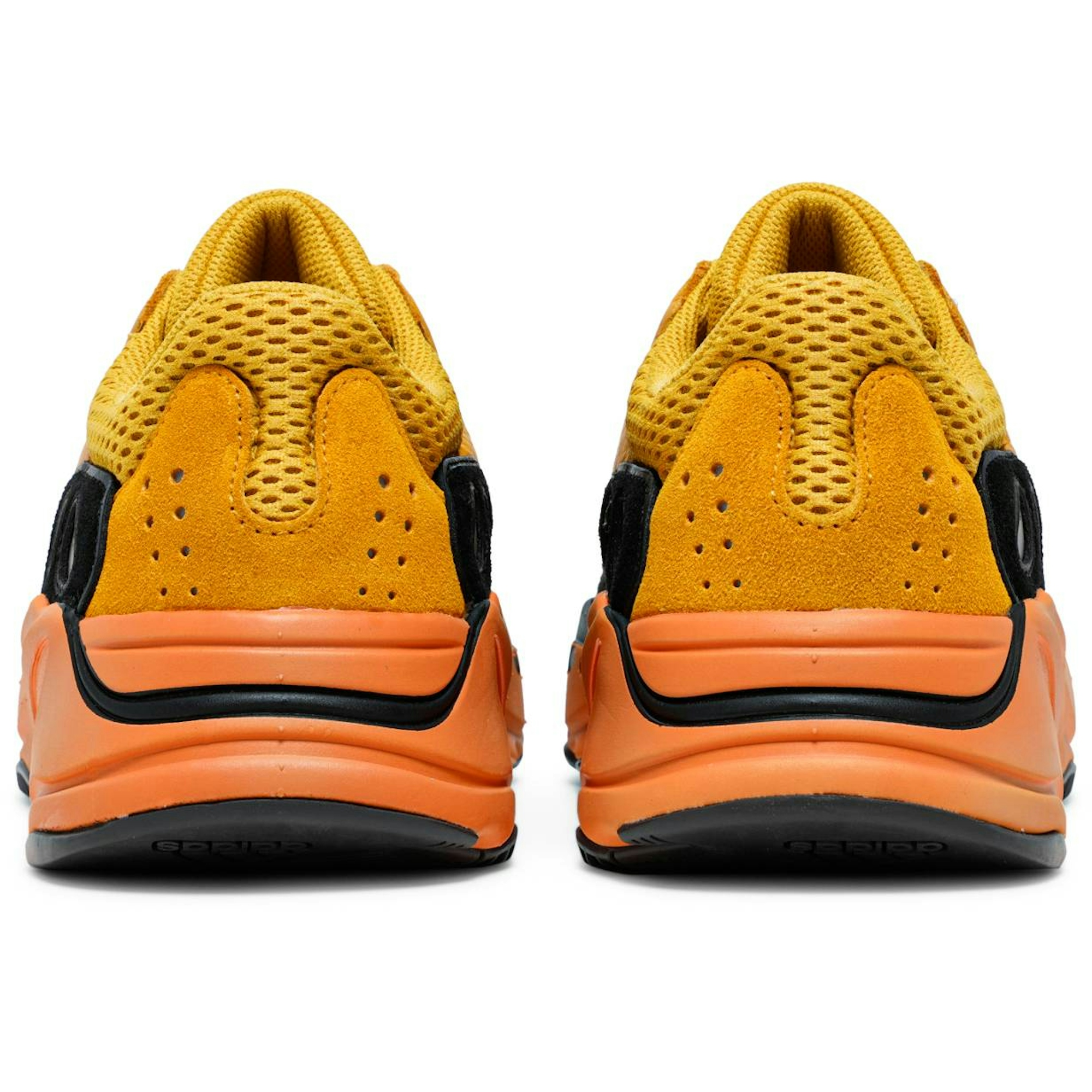 adidas-yeezy-boost-700-sun-gz6984-x3jzu.jpeg