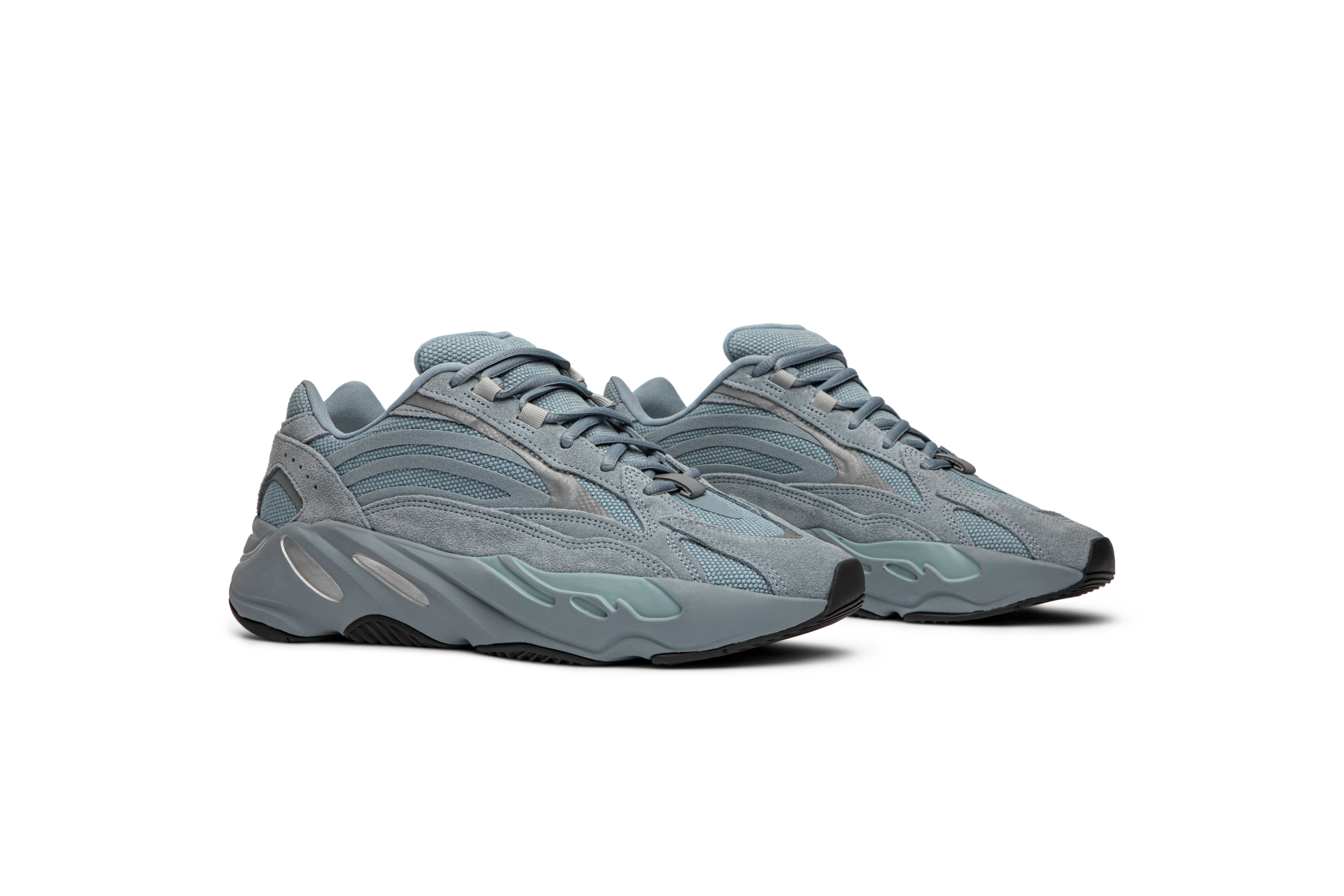 adidas-yeezy-boost-700-v2-hospital-blue-fv8424-nicesnk-73mog.jpeg