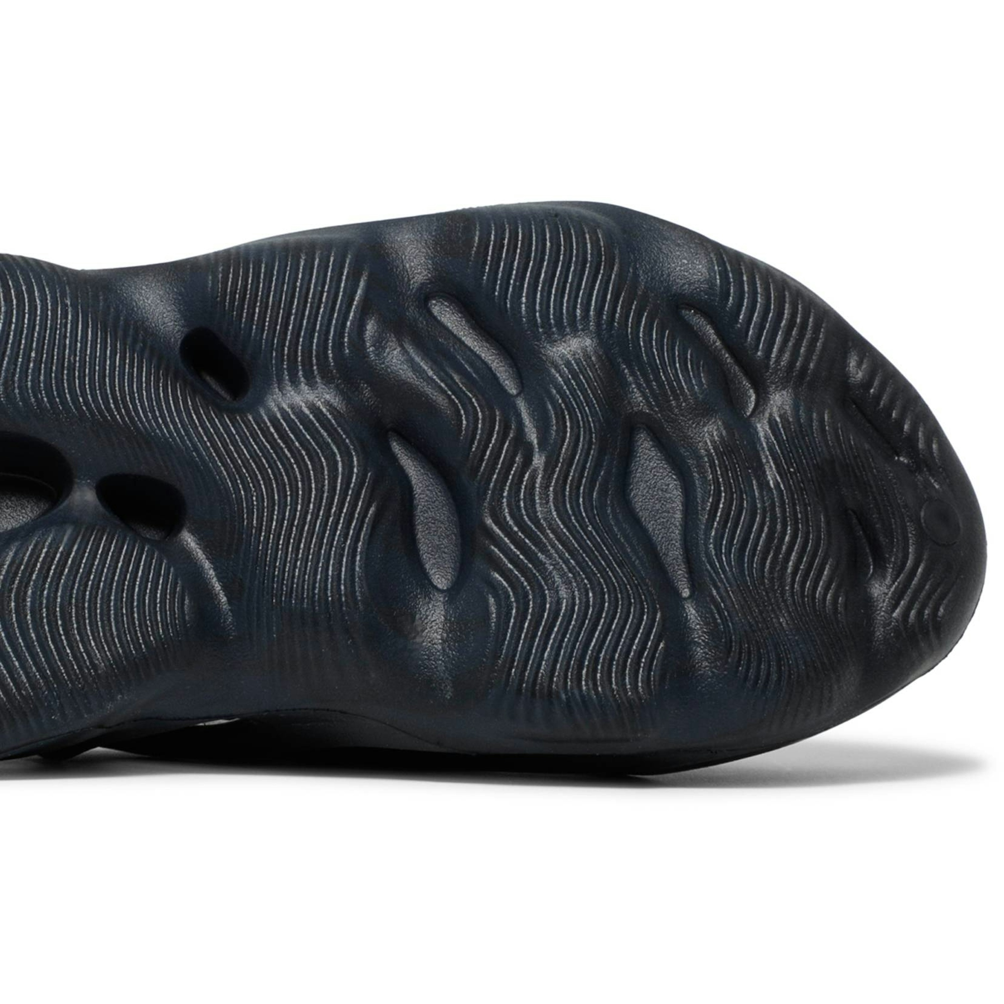adidas-yeezy-foam-runner-mineral-blue-gv7903-nicesnk-sme4e.jpeg