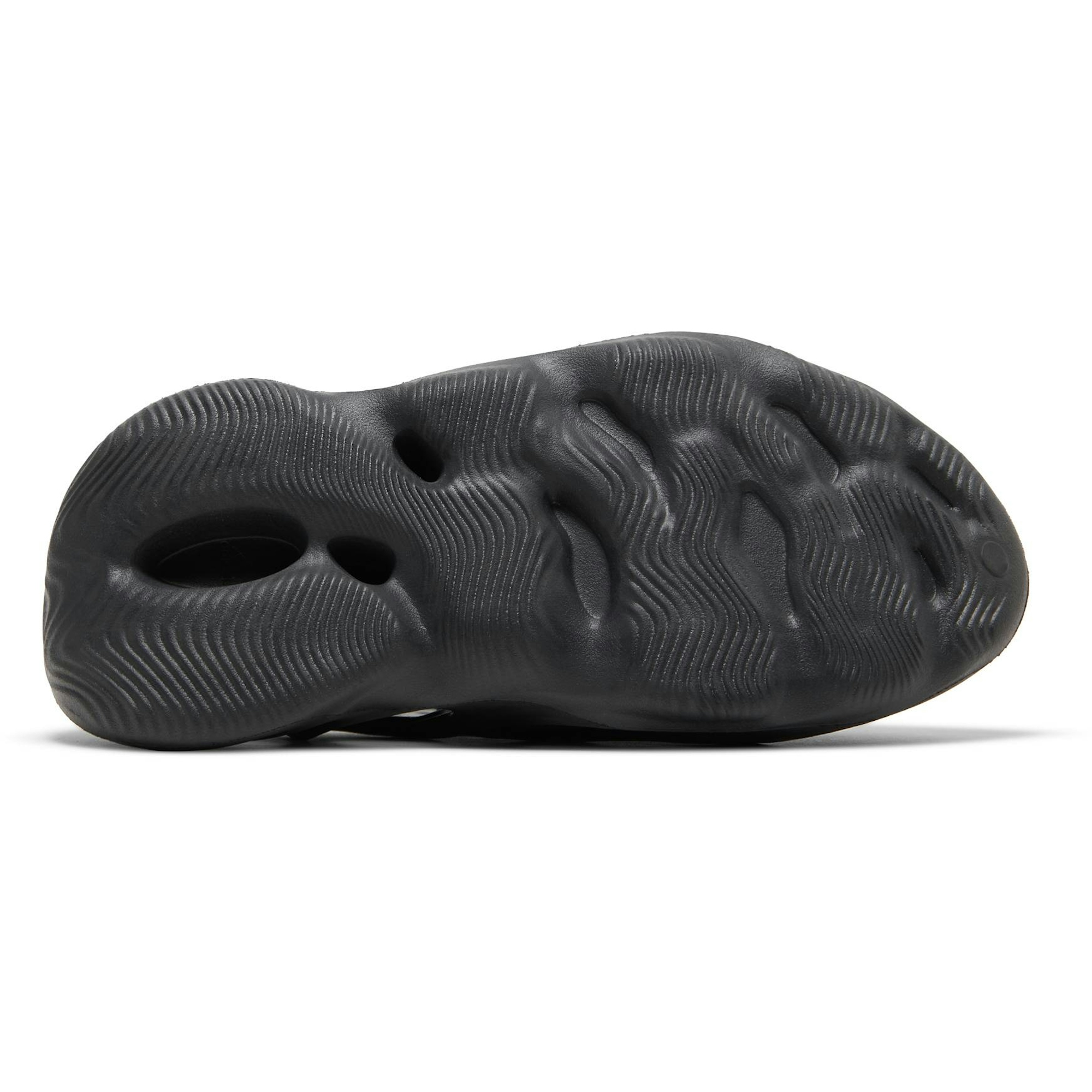 adidas-yeezy-foam-runner-onyx-hp8739-nfgsa.jpeg