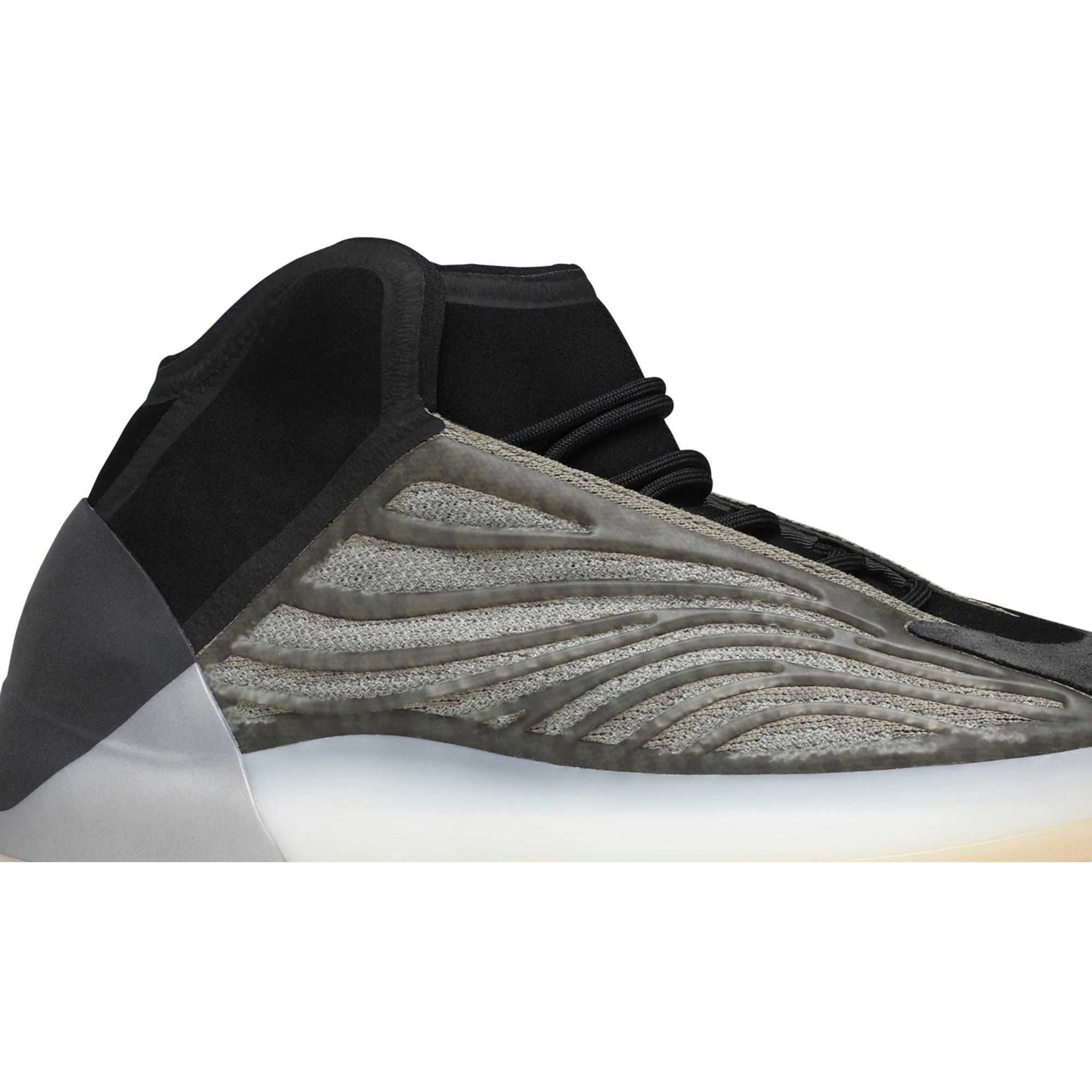 adidas-yeezy-quantum-barium-h68771-hahy9.jpeg