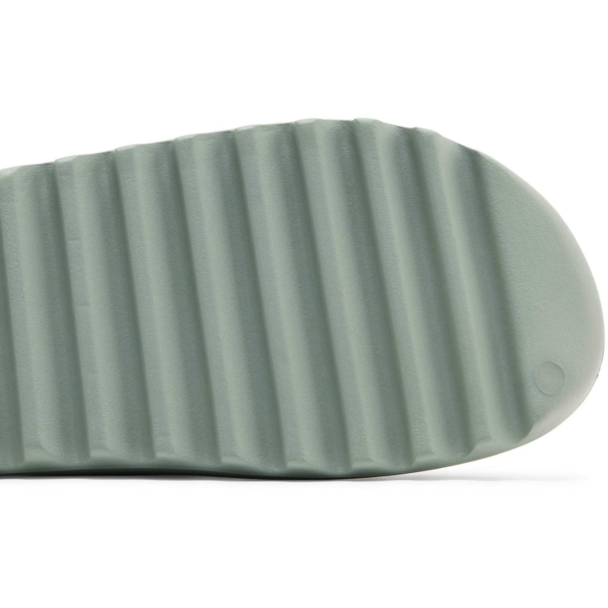 adidas-yeezy-slides-salt-id5480-xkx4v.jpeg