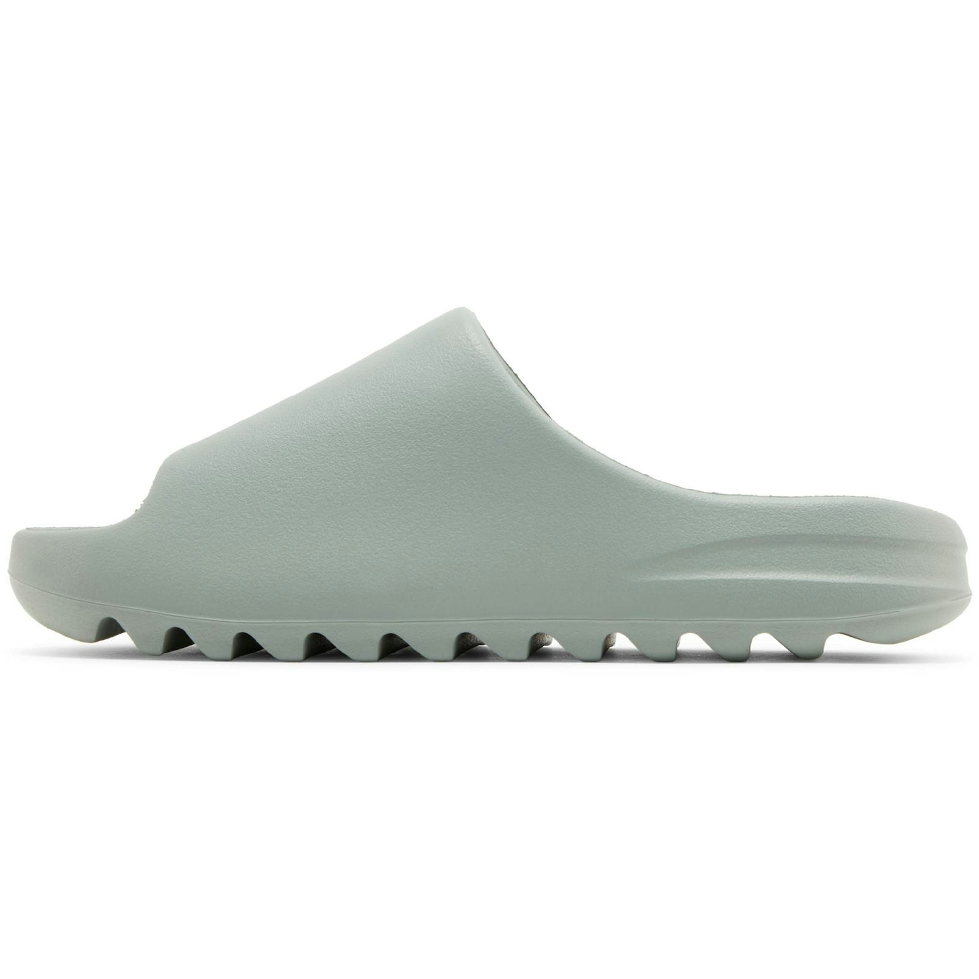 adidas-yeezy-slides-salt-id5480-xtg6p.jpeg