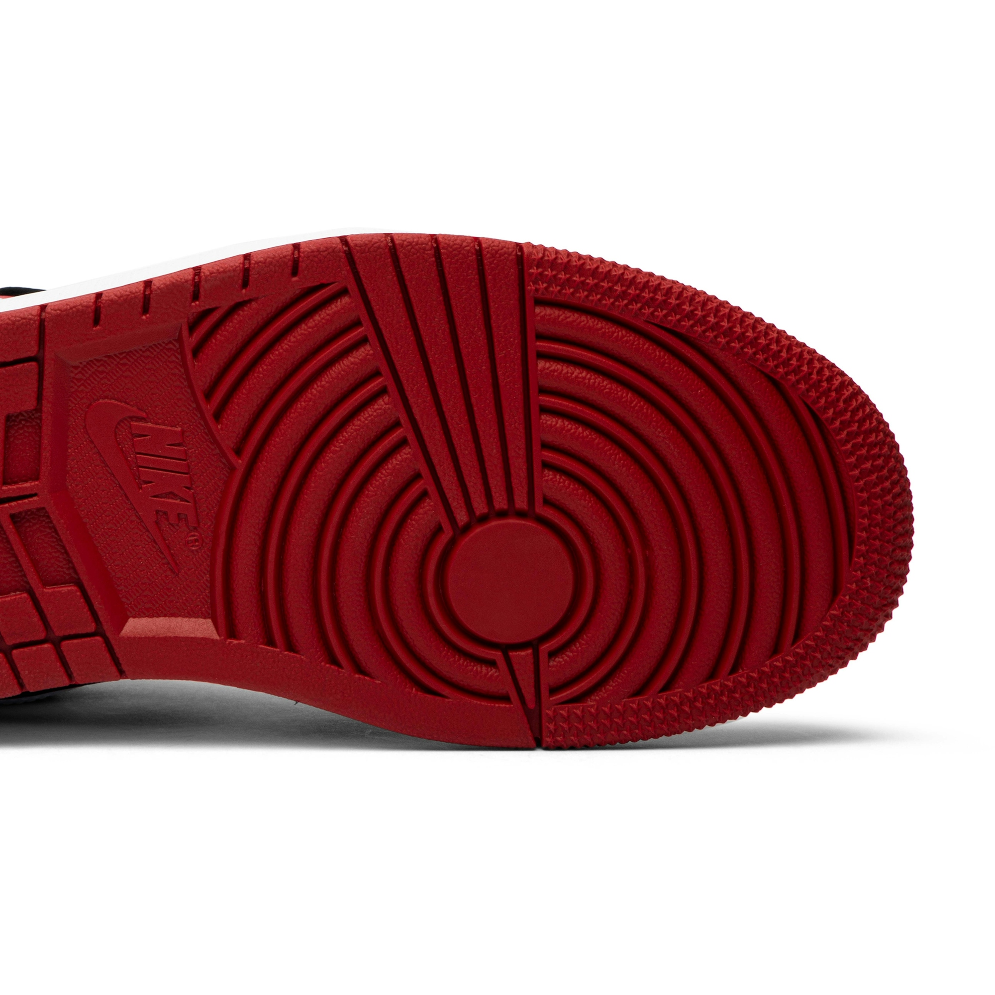 air-jordan-1-low-black-toe-553558-116-otfac.jpeg