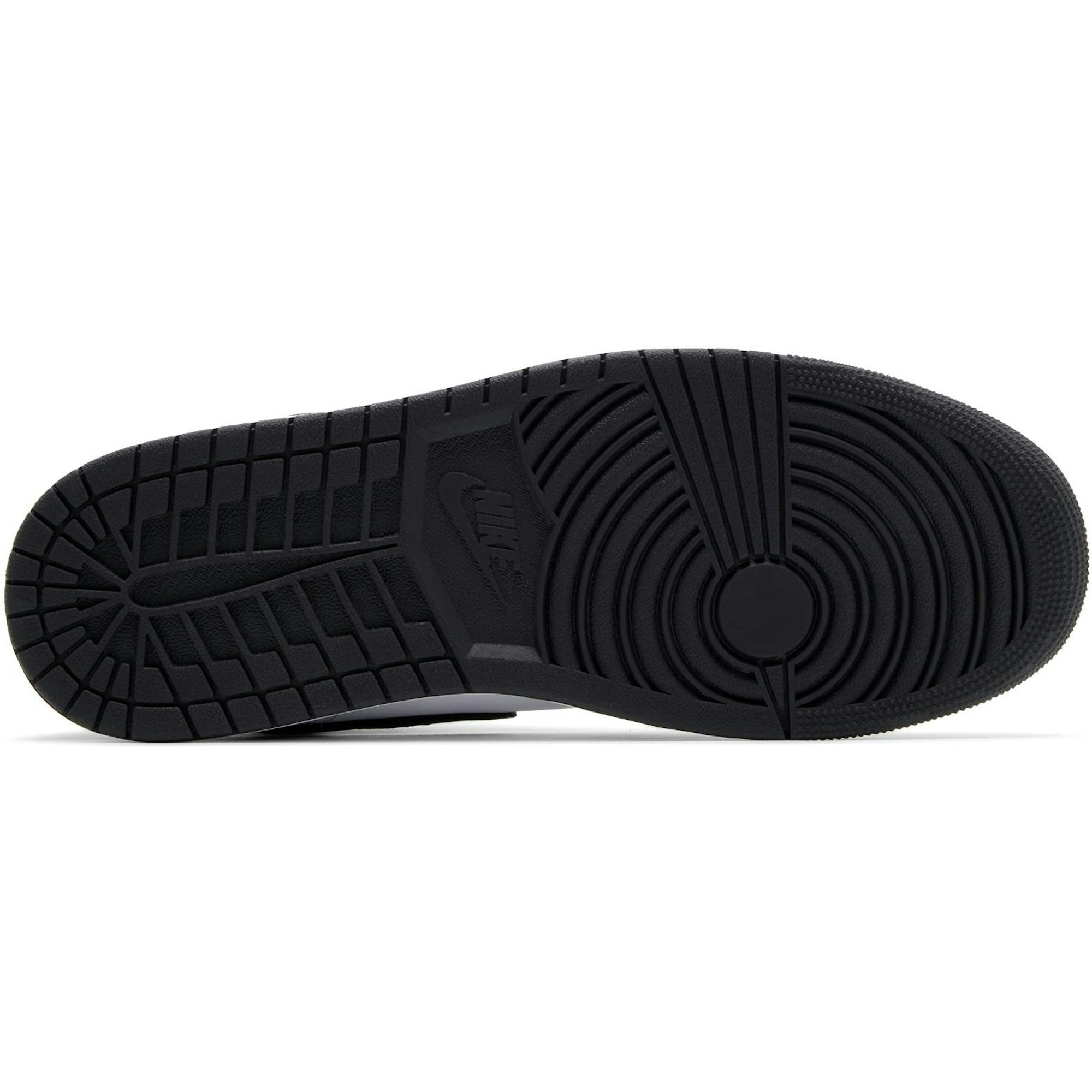 air-jordan-1-mid-se-panda-elephant-fb9911-001-up755.jpeg