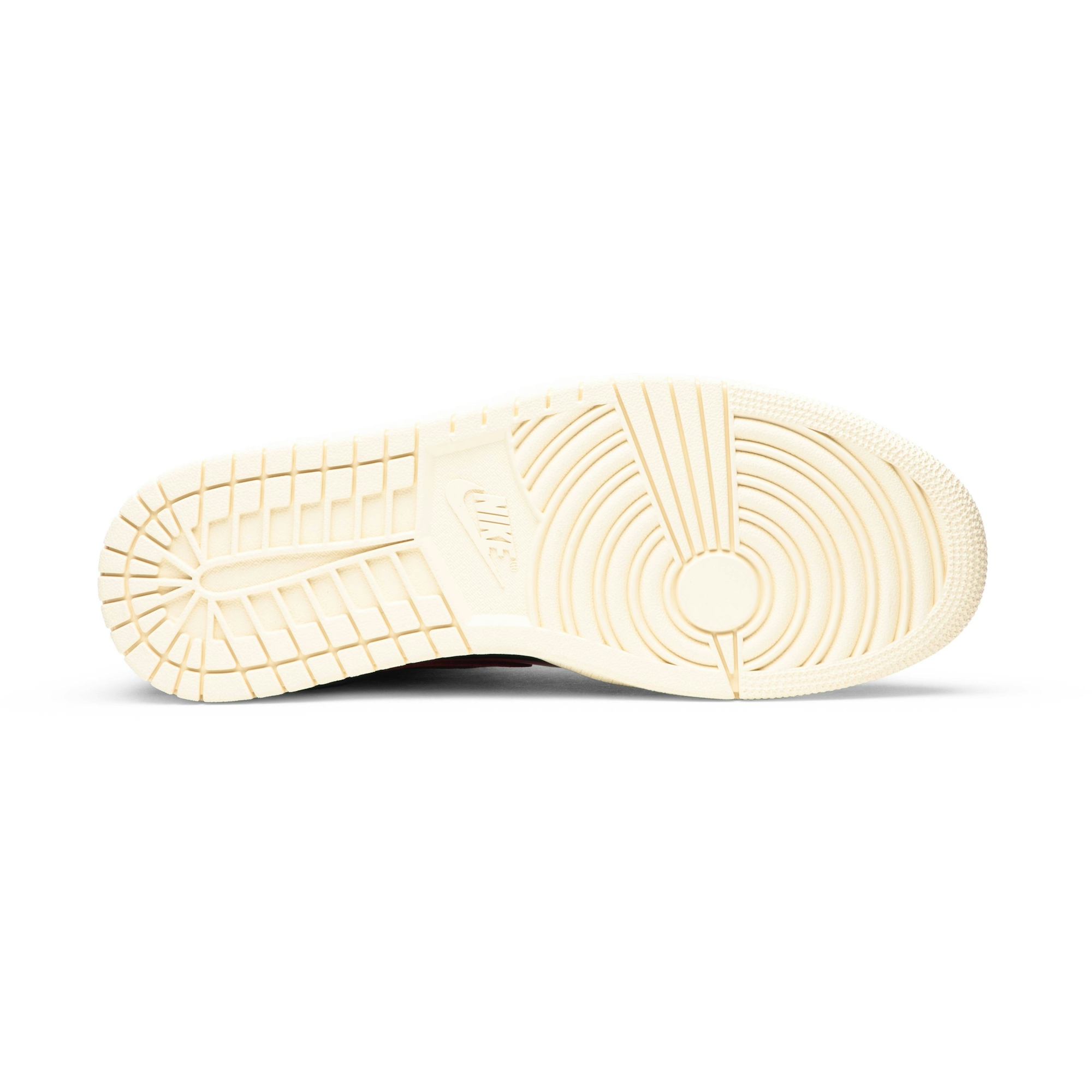 air-jordan-1-retro-high-og-couture-bq6682-006-nicesnk-xs58a.jpeg