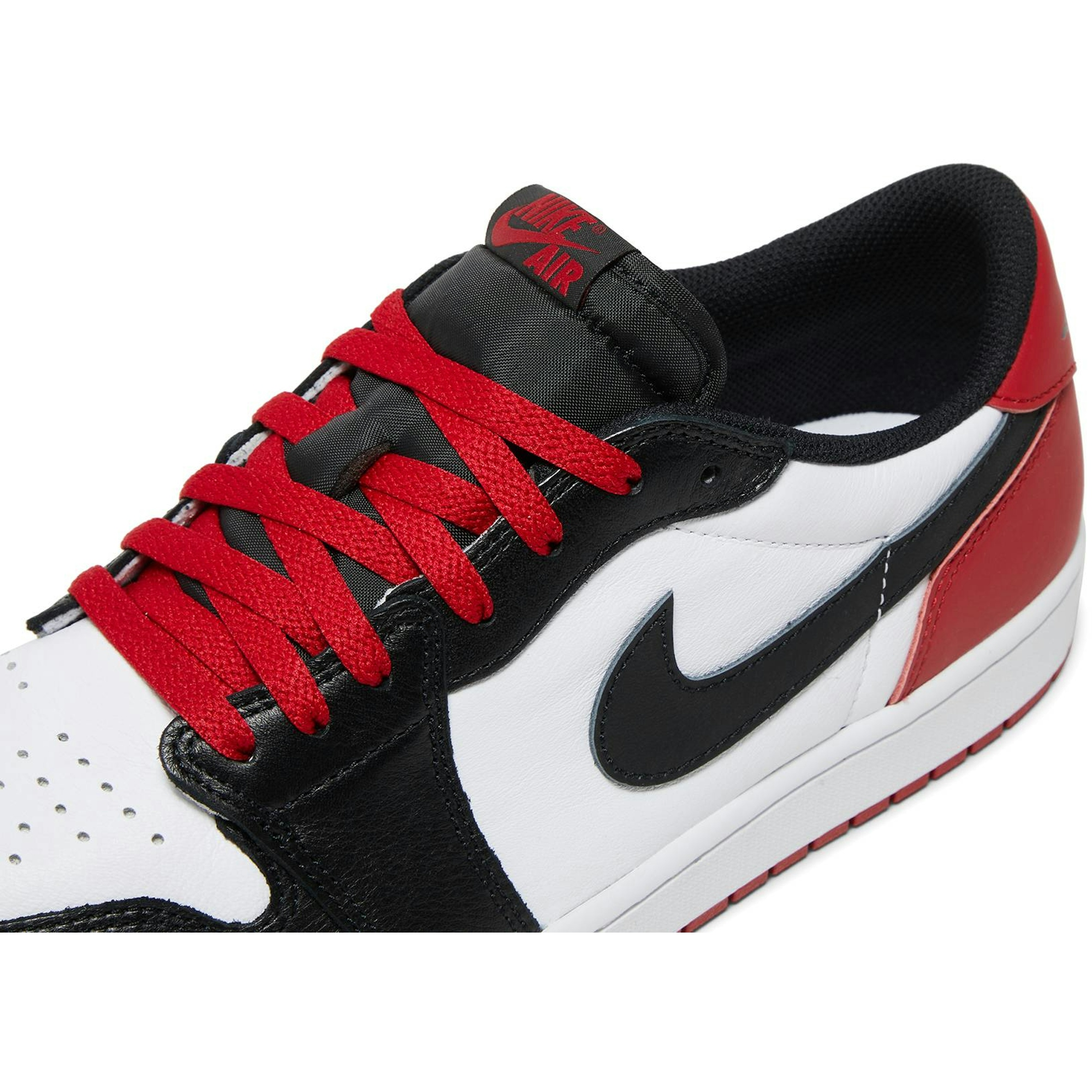 air-jordan-1-retro-low-og-black-toe-cz0790-106-nicesnk-zncfb.jpeg