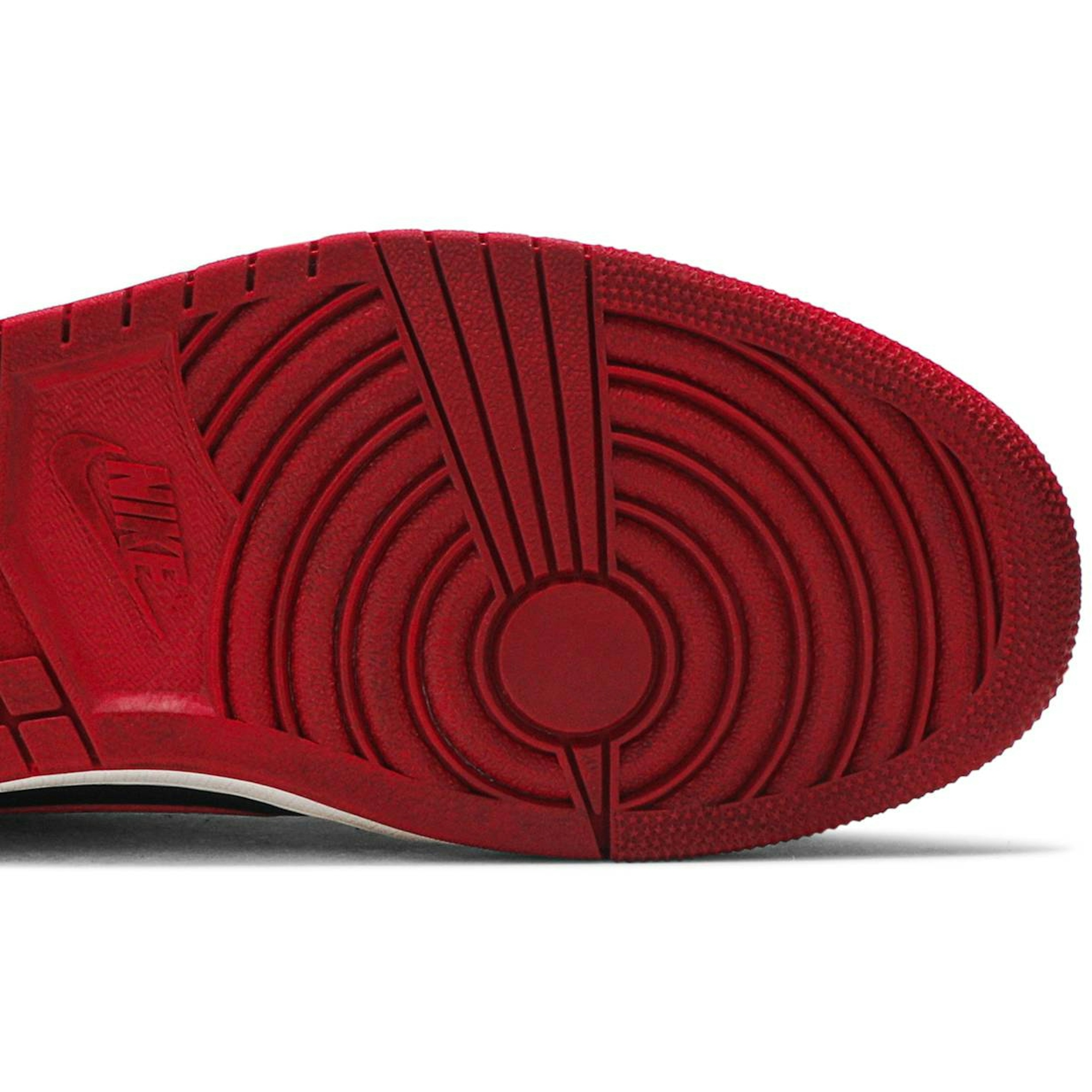 air-jordan-1-retro-low-og-bred-2015-705329-001-ug261.jpeg