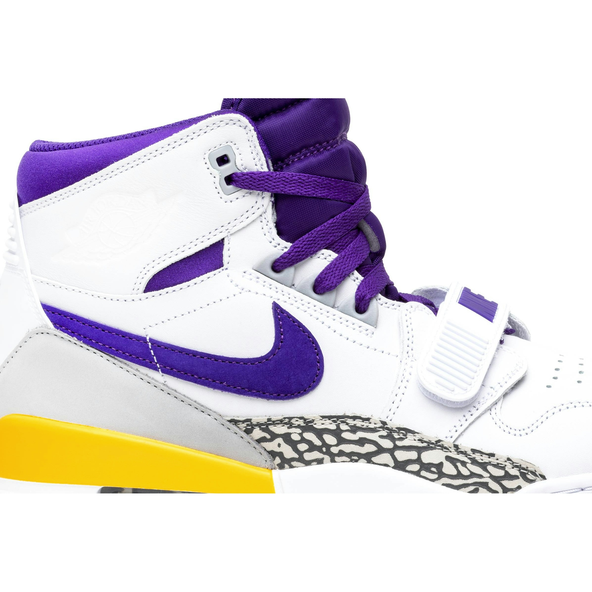air-jordan-legacy-312-lakers-av3922-157-zv4nq.jpeg