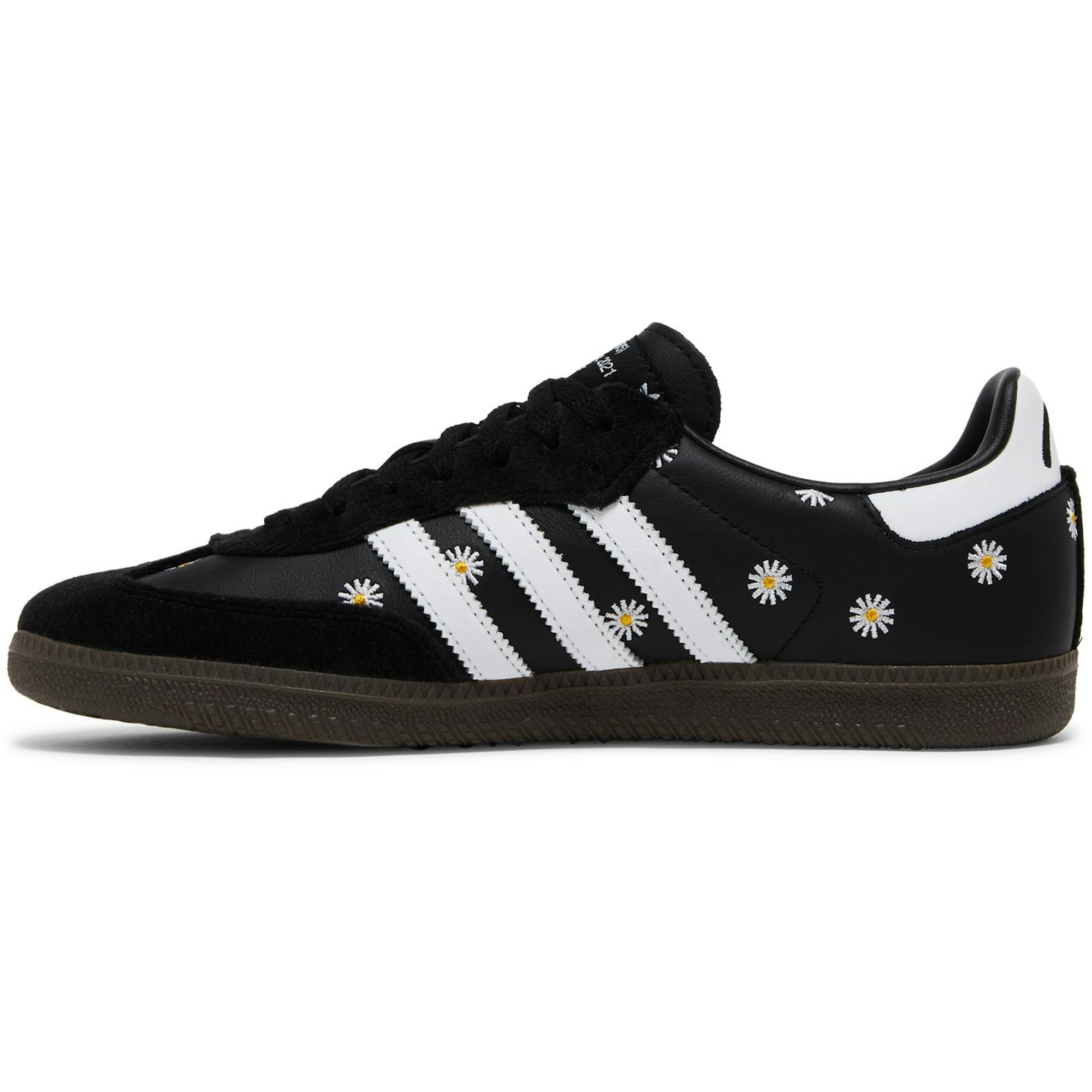 atmos-x-face-x-adidas-samba-og-embroidered-daisies-h03848-nicesnk-fo3nt.jpeg