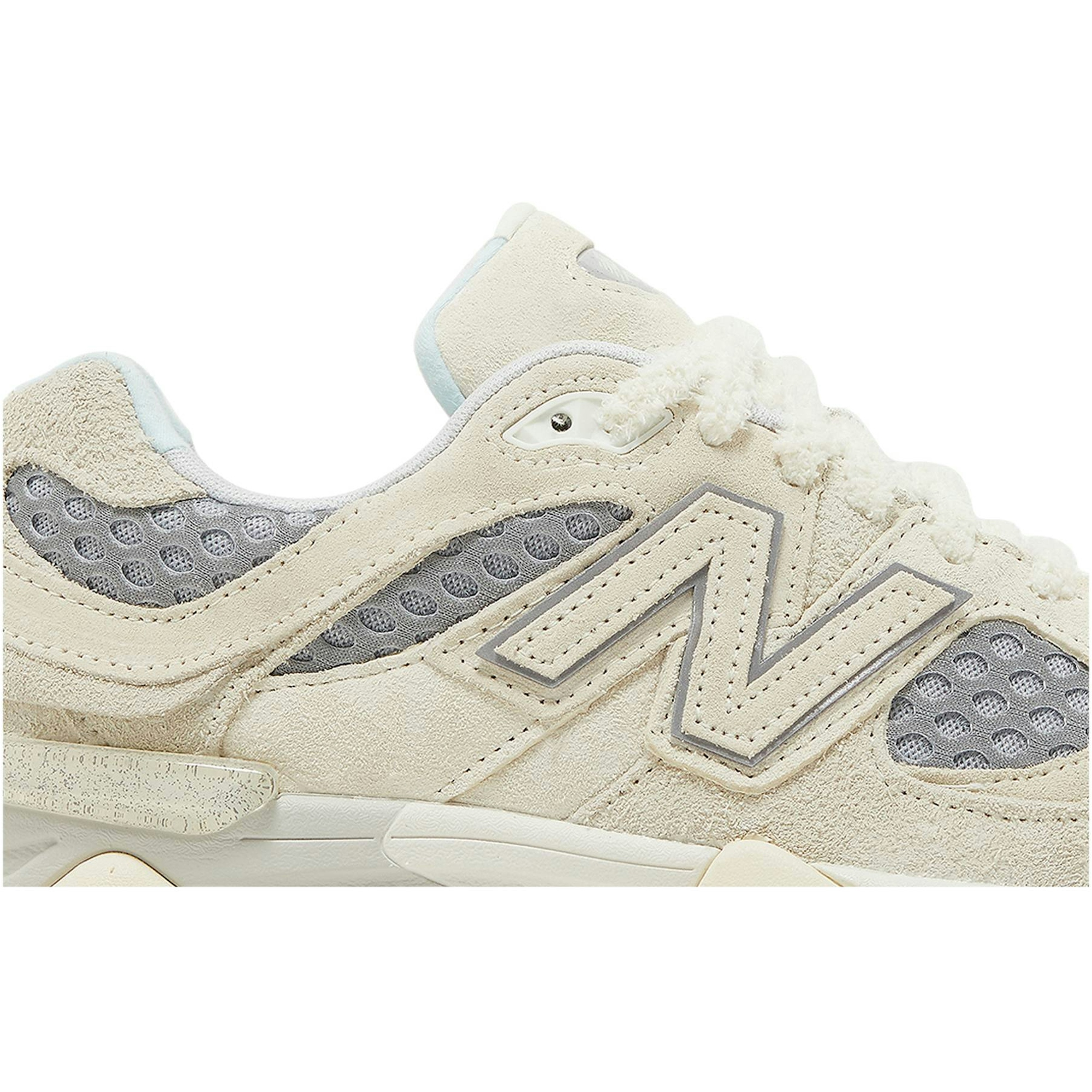 bricks-wood-x-new-balance-9060-nothing-changed-but-the-address-u9060bw1-nicesnk-xqkke.jpeg