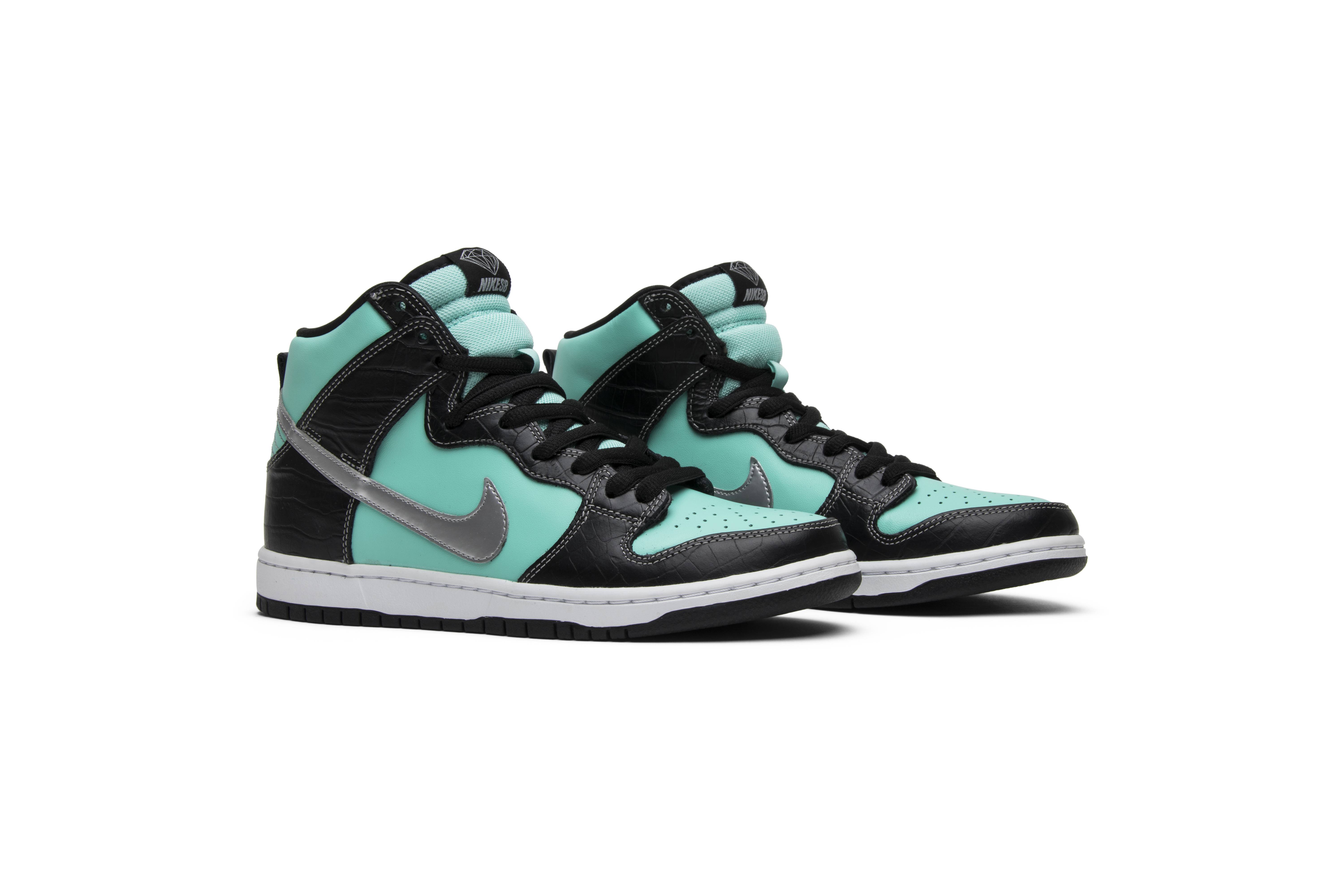 diamond-supply-co-x-nike-sb-dunk-high-premium-tiffany-653599-400-nicesnk-bv3hg.jpeg