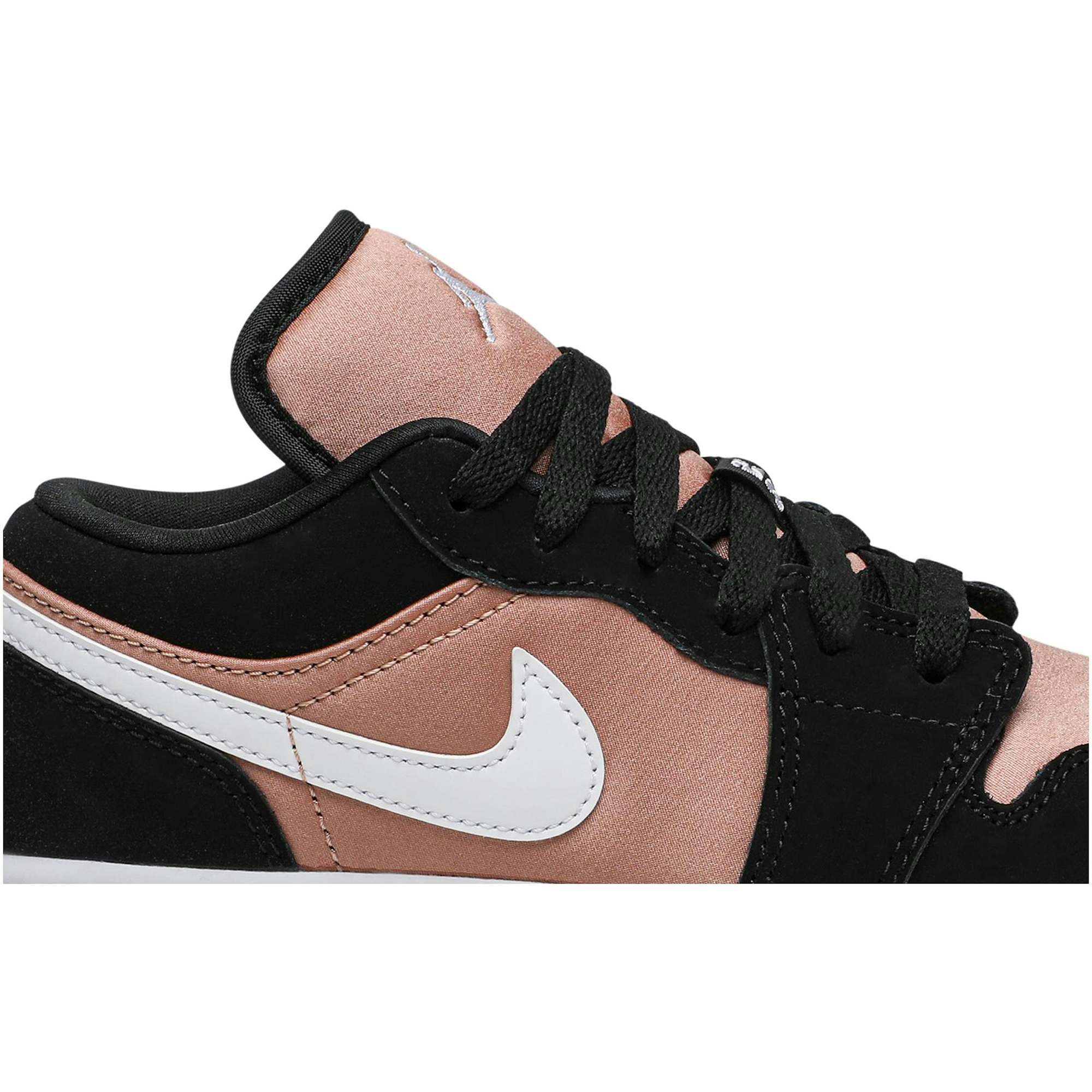 grade-school-air-jordan-1-low-white-rose-gold-554723-090-507k0.jpeg
