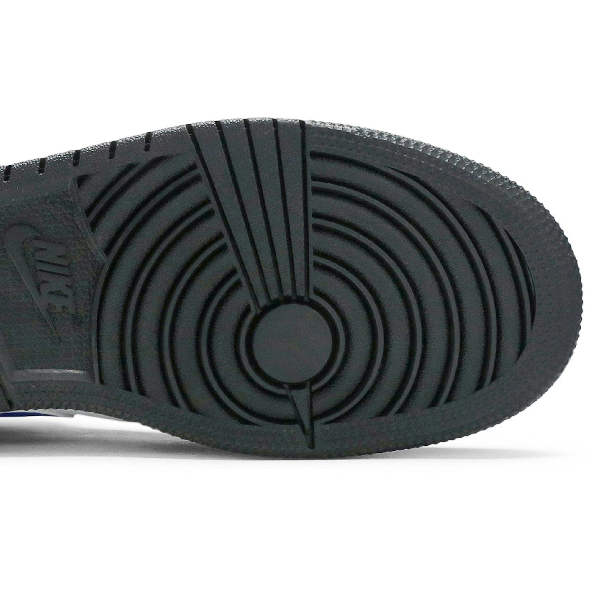 grade-school-air-jordan-1-mid-black-racer-blue-554725-084-vktfu.jpeg
