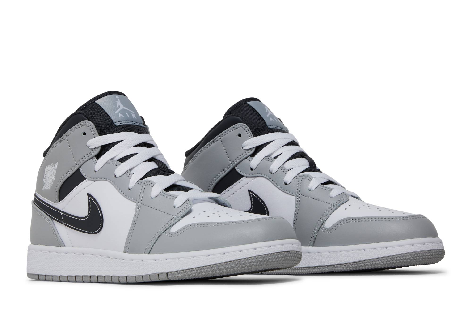 grade-school-air-jordan-1-mid-greyscale-554725-078-nicesnk-6gop4.jpeg