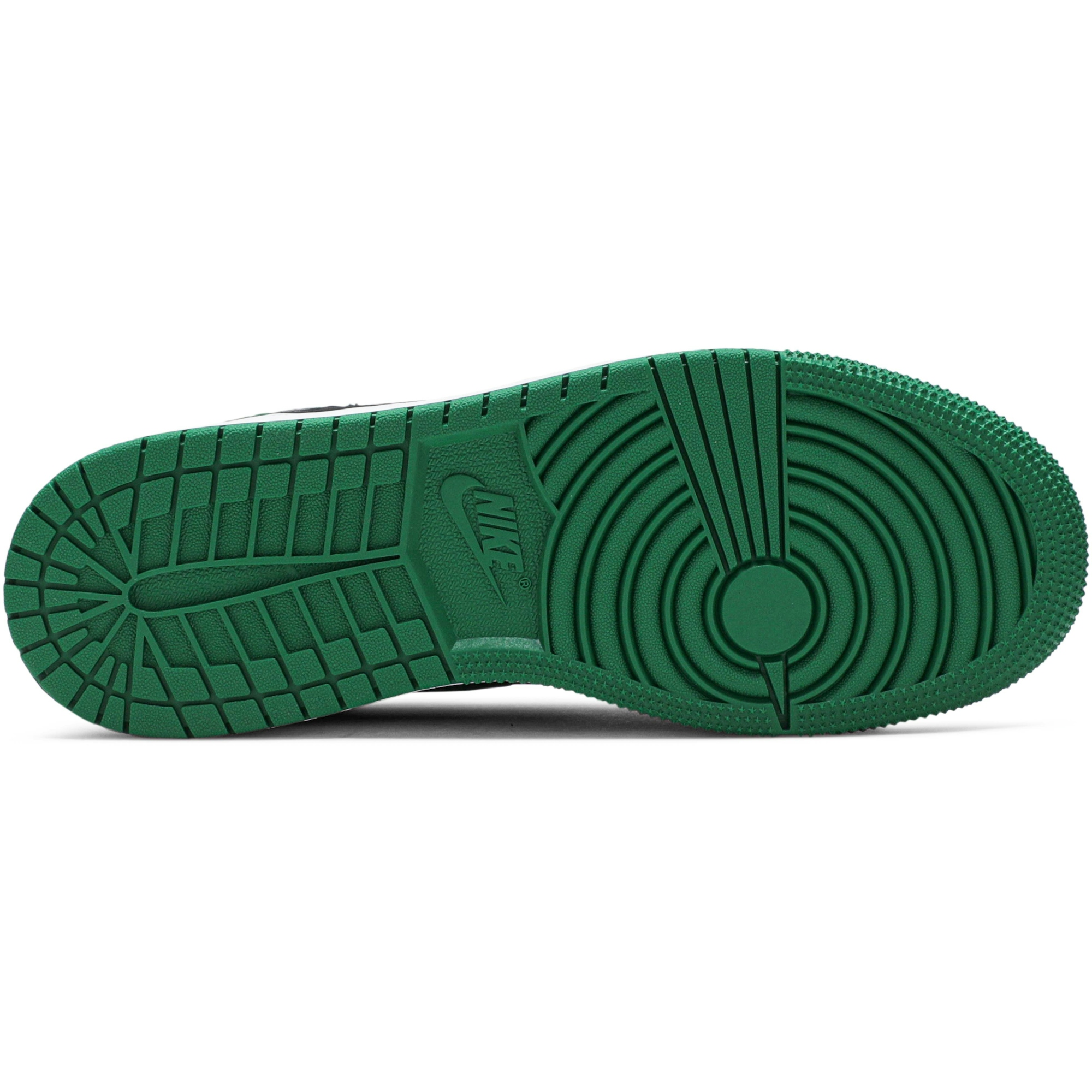 grade-school-air-jordan-1-retro-high-og-pine-green-20-575441-030-w3nzs.jpeg