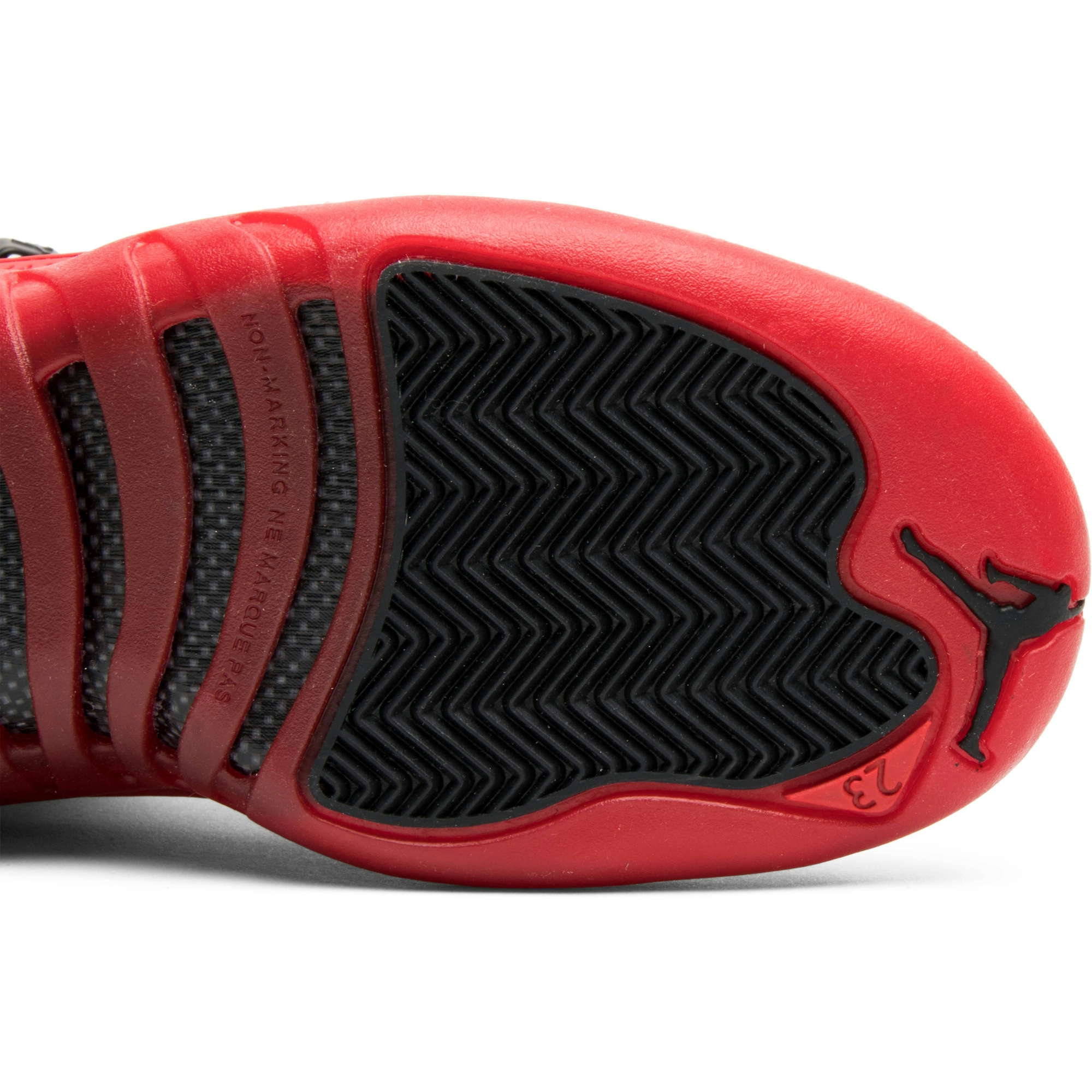 grade-school-air-jordan-12-retro-bg-flu-game-2016-153265-002-nicesnk-h3vgj.jpeg