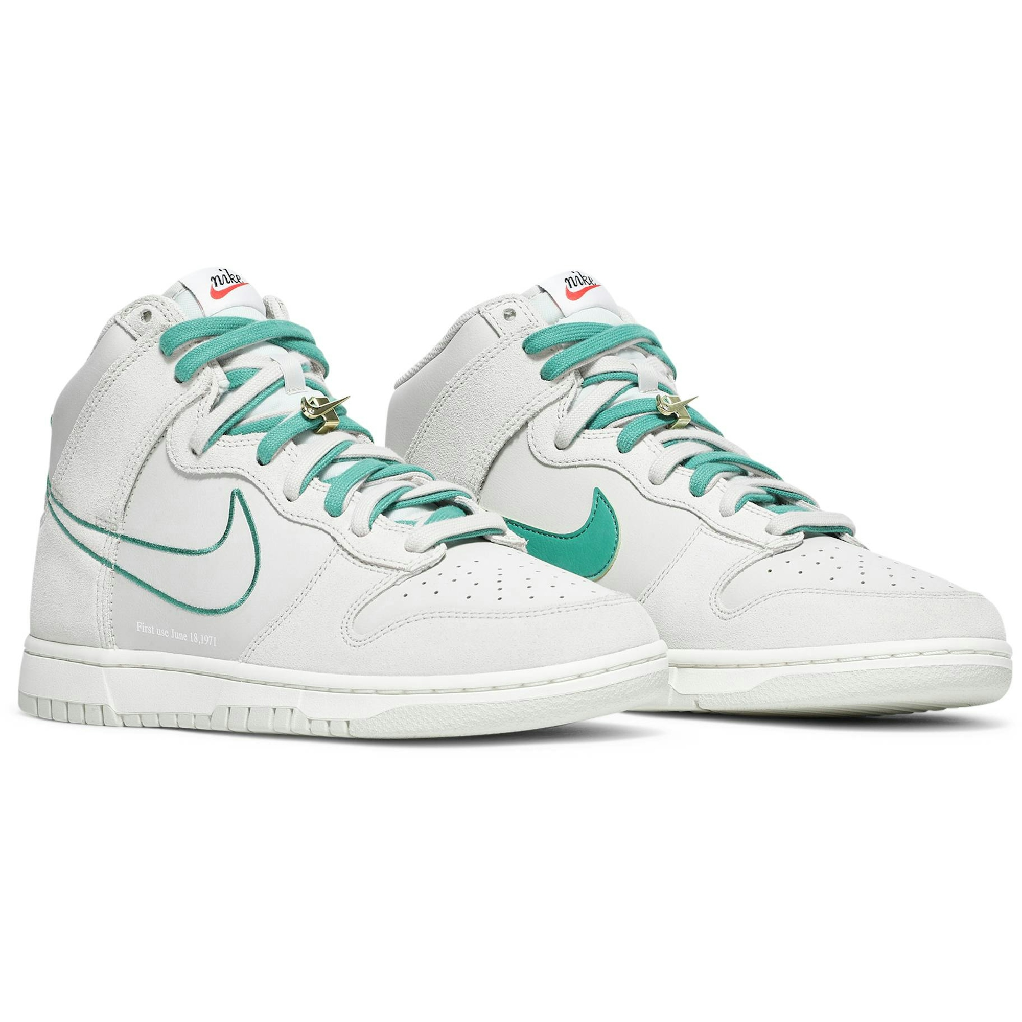 grade-school-nike-dunk-high-se-first-use-pack-green-noise-dd0733-001-nicesnk-cdwzx.jpeg