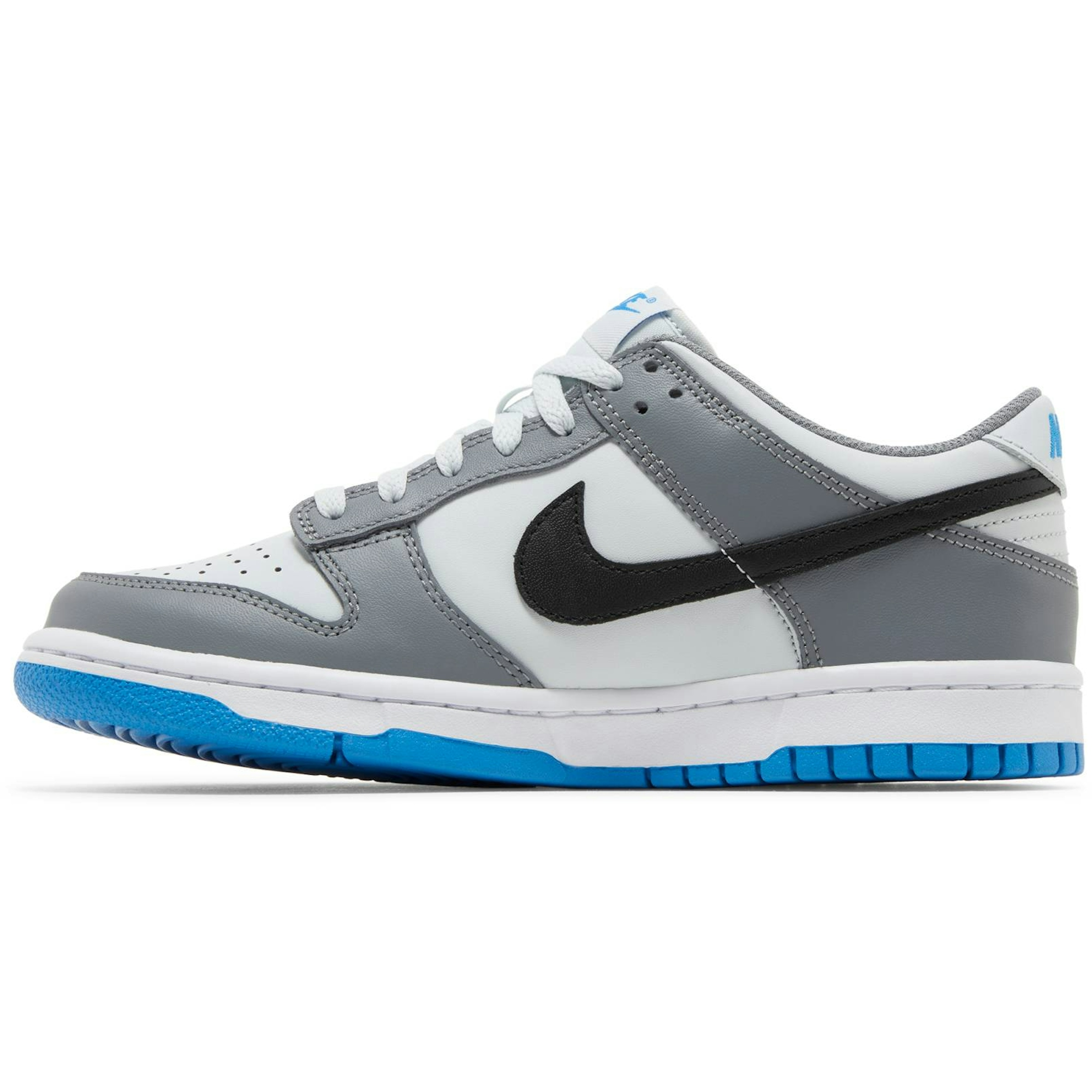 grade-school-nike-dunk-low-cool-grey-photo-blue-fb9109-001-pe69p.jpeg