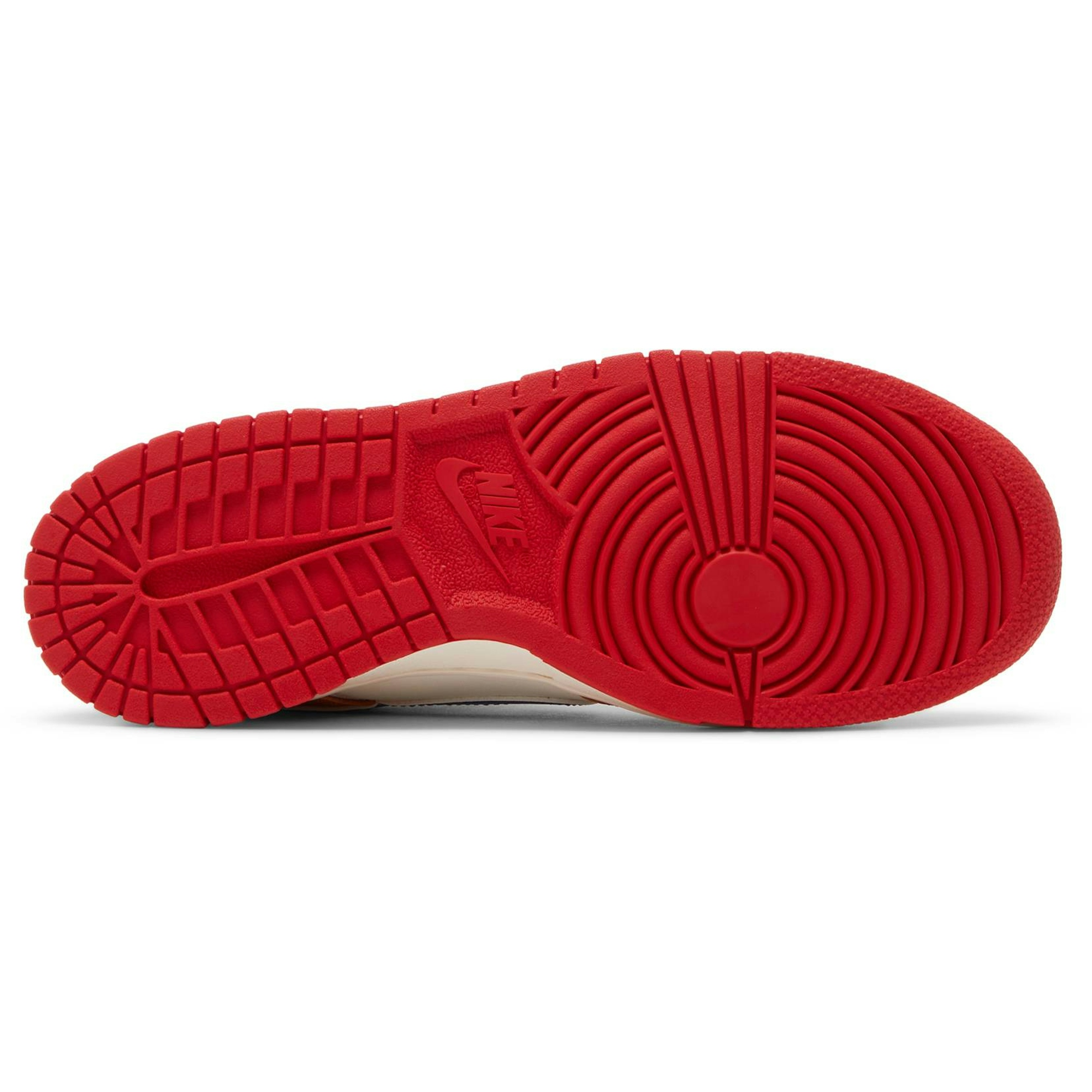 grade-school-nike-dunk-low-gradient-swoosh-dh9765-101-yp8cz.jpeg