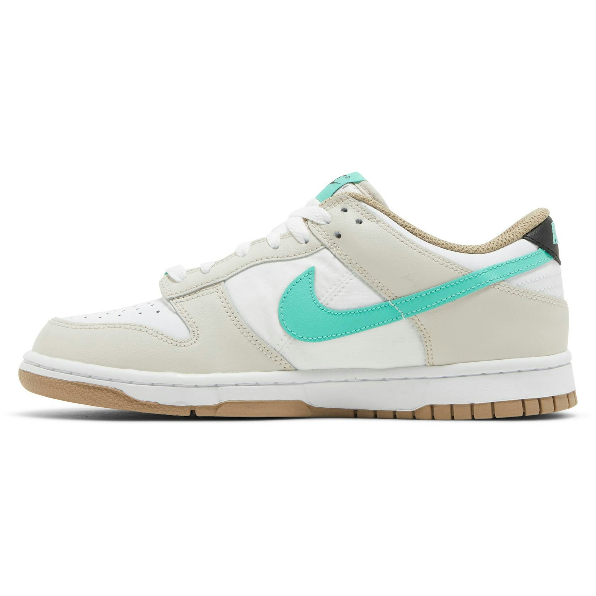 grade-school-nike-dunk-low-split-seam-white-tan-mint-dx6063-131-vhvtt.jpeg