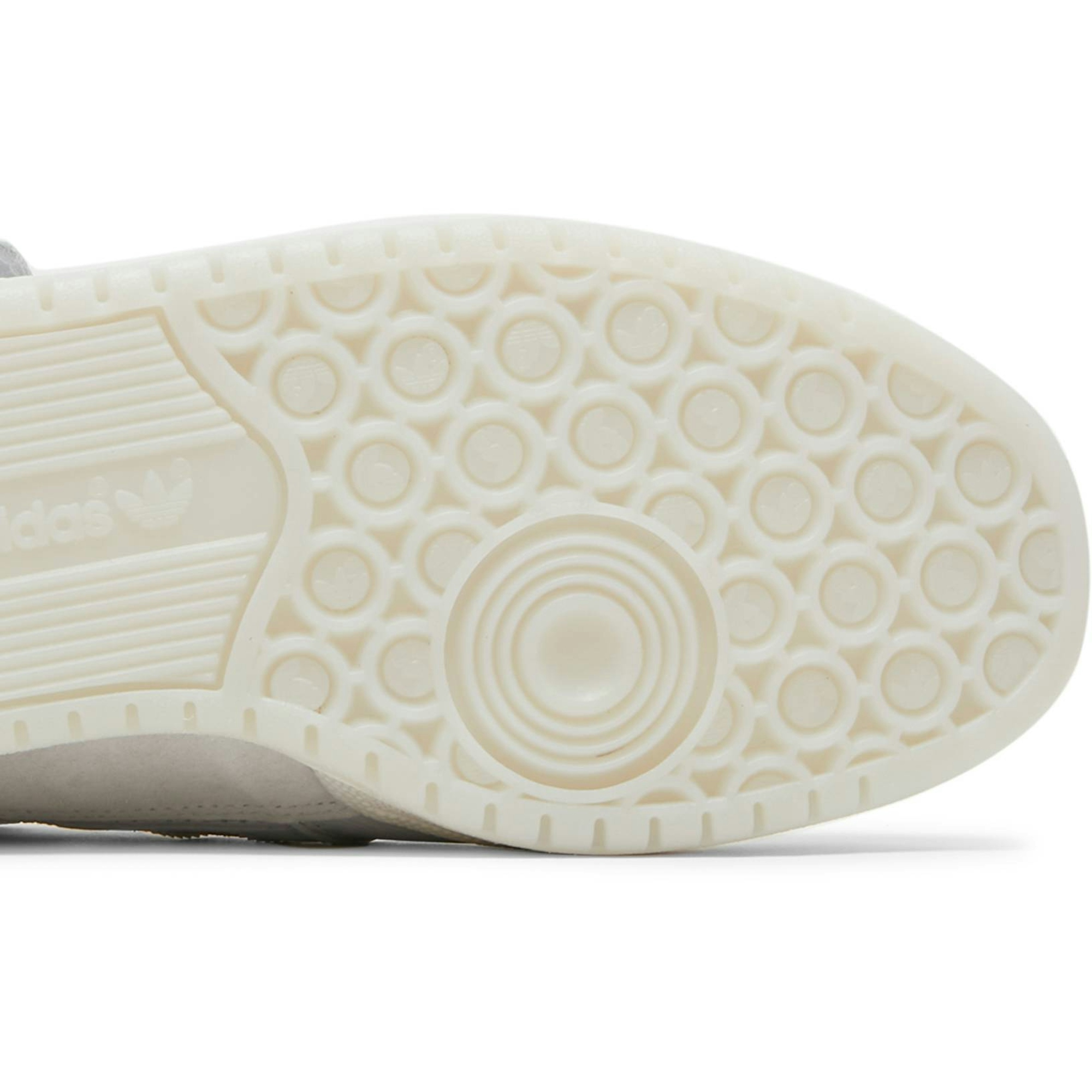 ivy-park-x-adidas-forum-low-white-fz4389-hfue1.jpeg