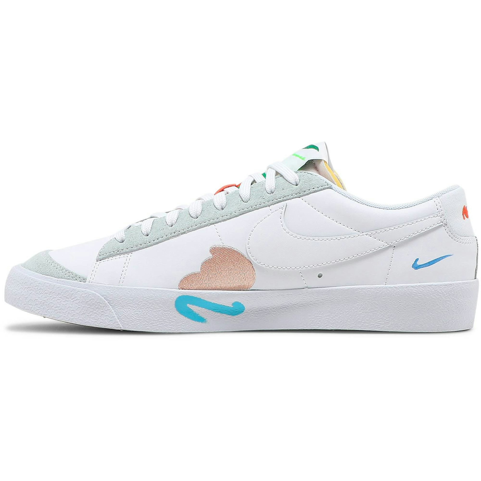 mayumi-yamase-x-nike-blazer-low-77-flyleather-earth-day-dm0882-100-o2xce.jpeg