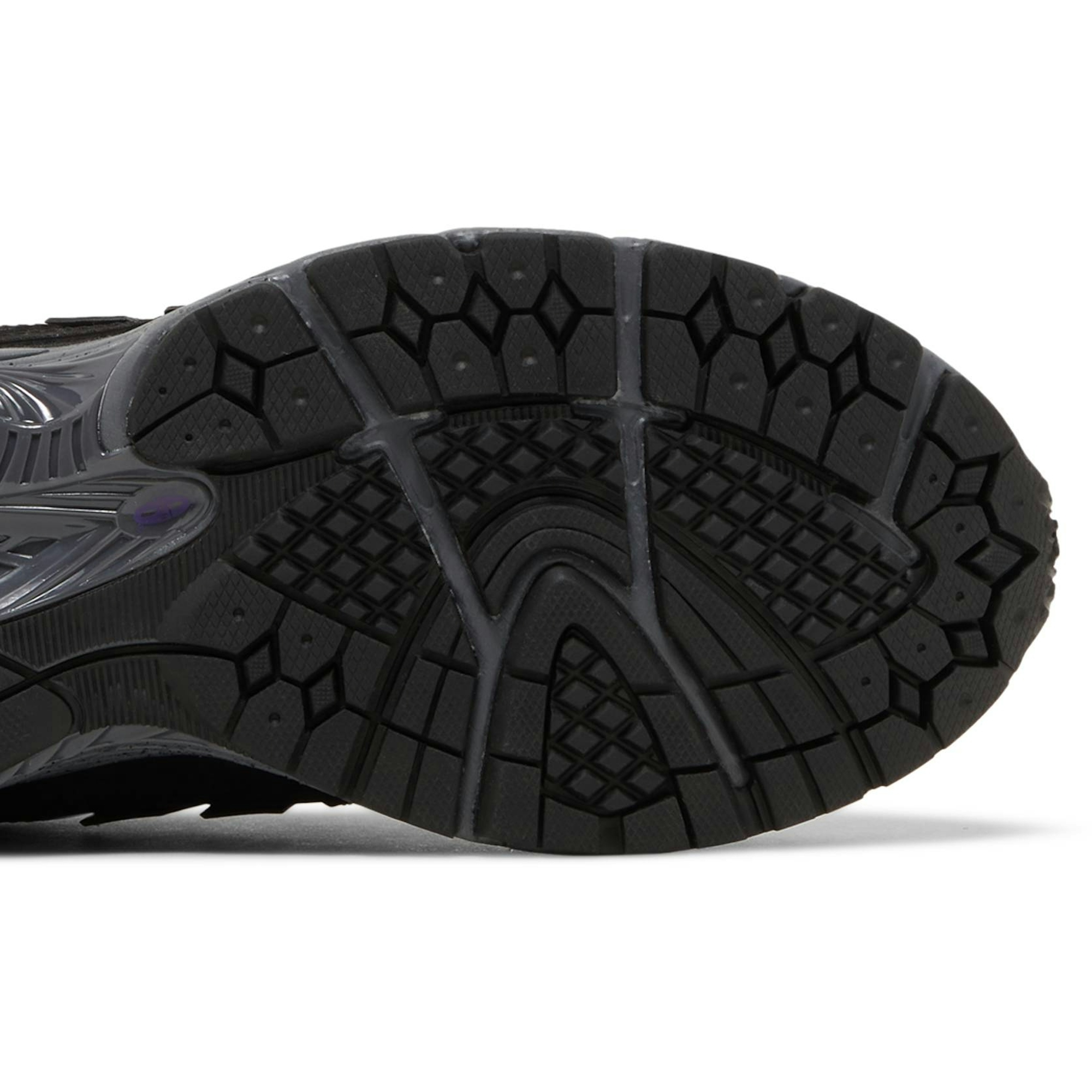 new-balance-1906r-cordura-pouch-black-m1906roc-nicesnk-rwdcg.jpeg