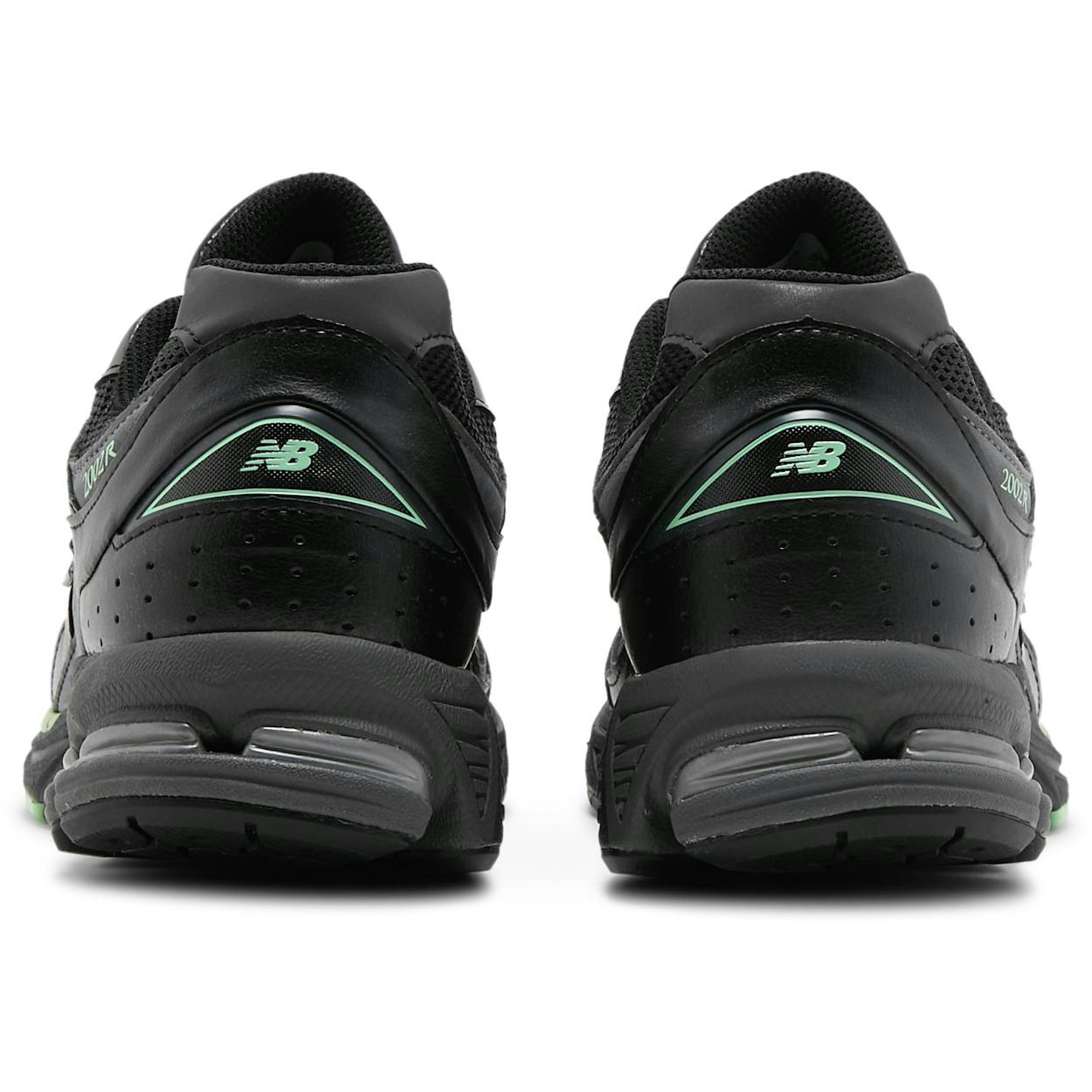 new-balance-2002r-black-silver-green-m2002rld-nicesnk-h6aht.jpeg