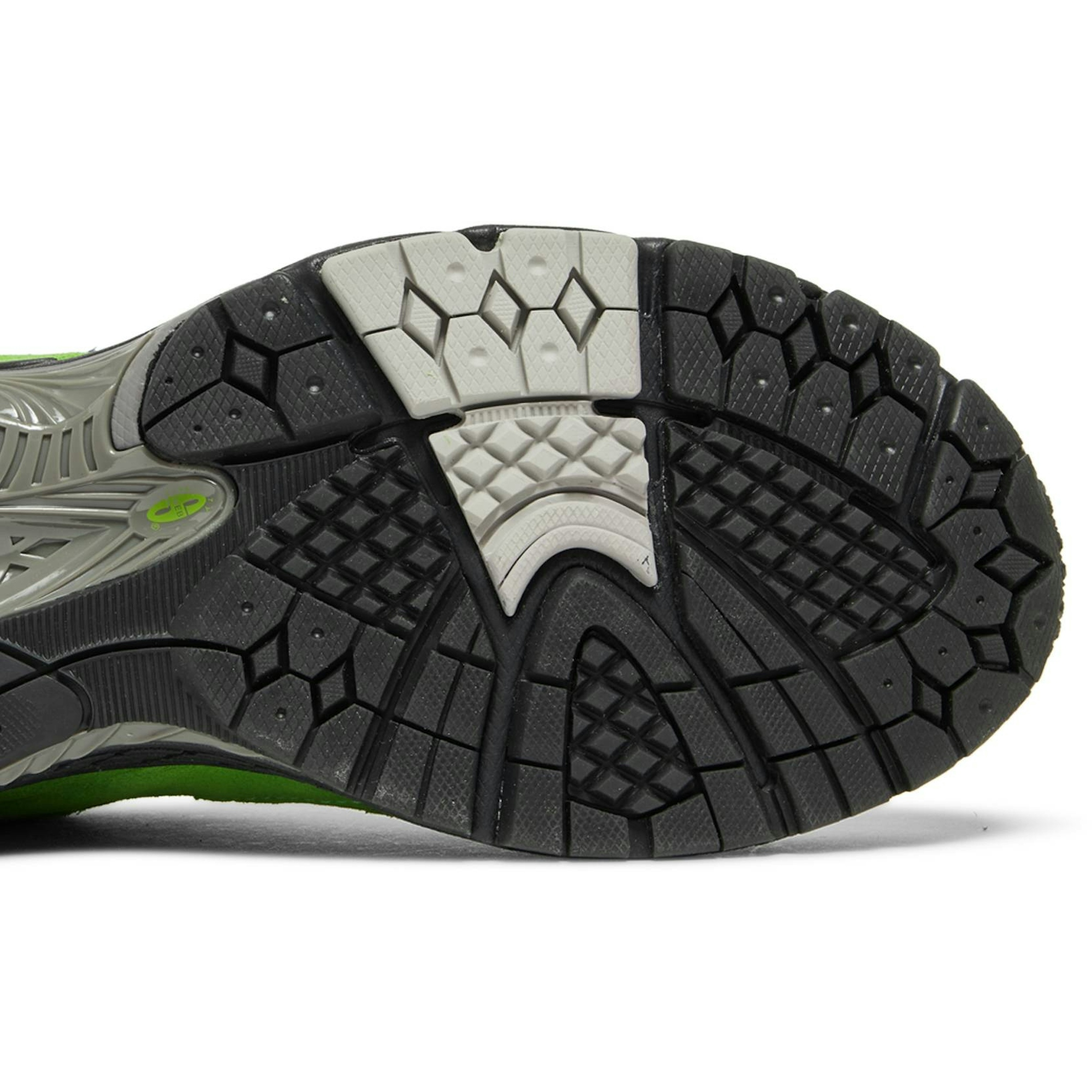 new-balance-2002r-good-vibes-pack-green-m2002rgz-nicesnk-5zzra.jpeg