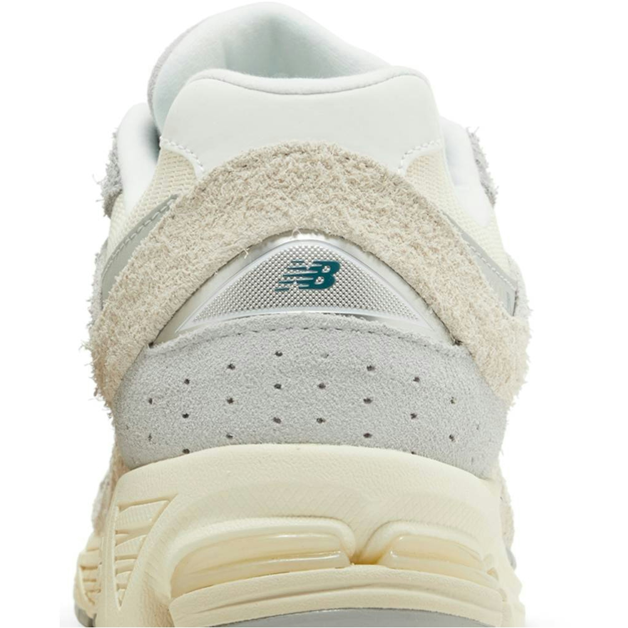 new-balance-2002r-linen-m2002rek-bhlvd.jpeg