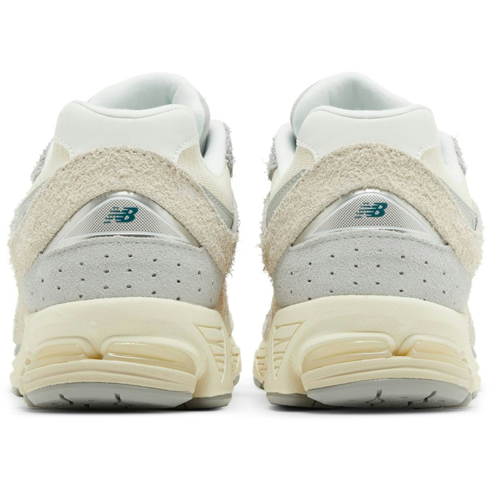 new-balance-2002r-linen-m2002rek-pxz8x.jpeg