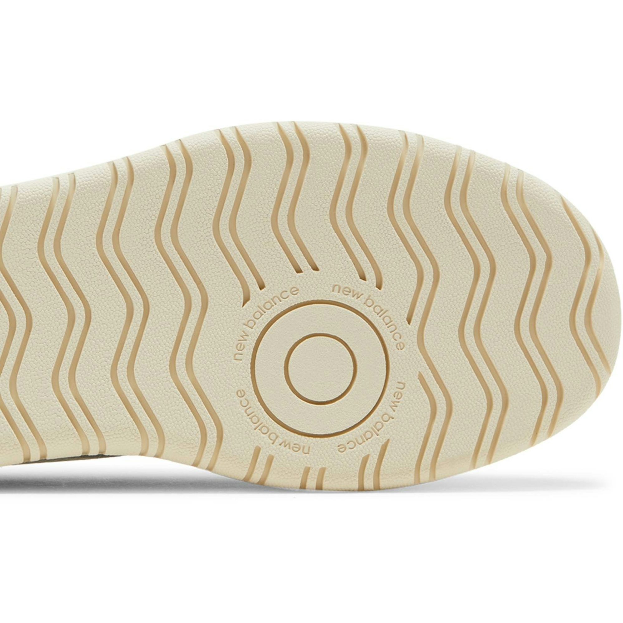 new-balance-302-white-natural-pink-ct302oc-b5zdv.jpeg