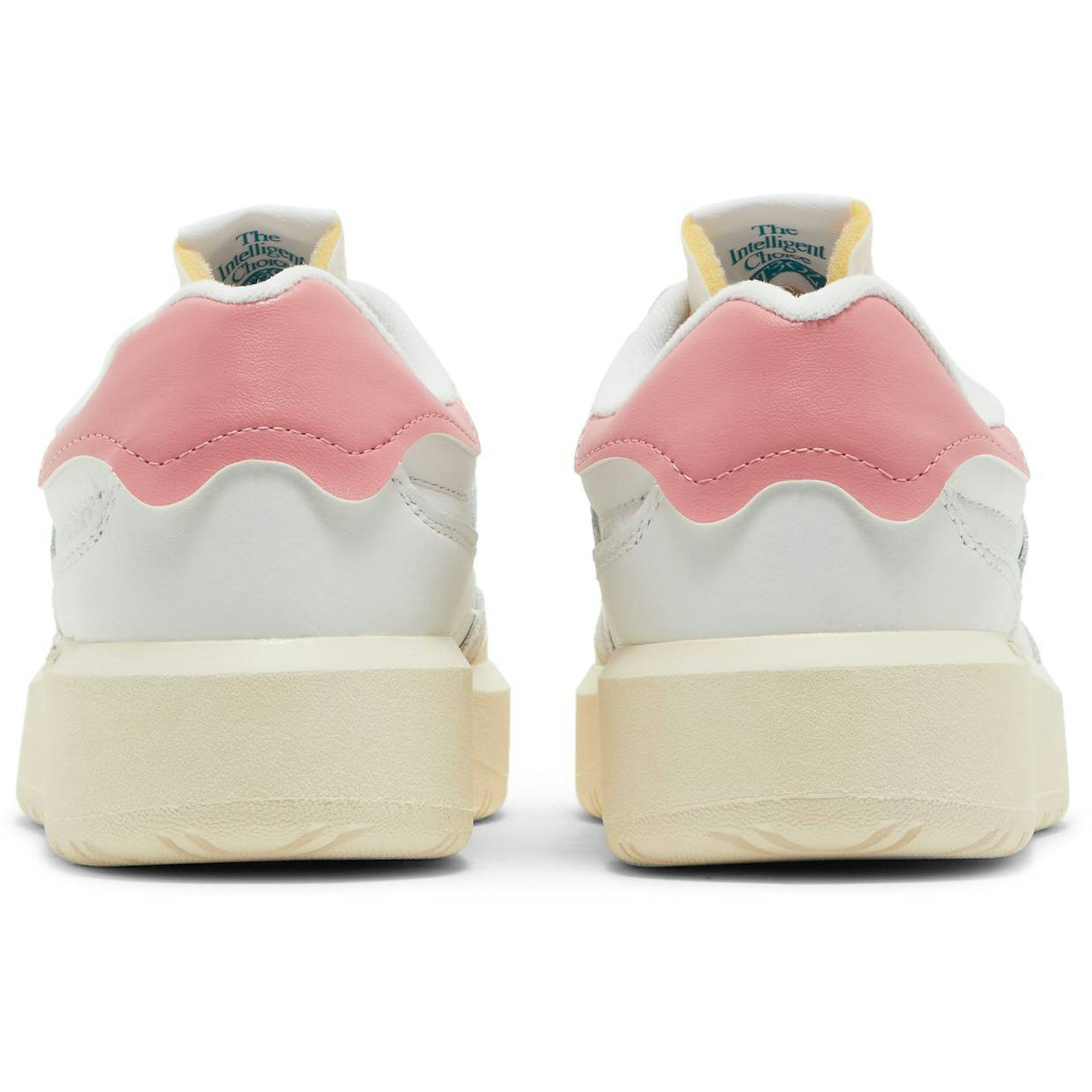 new-balance-302-white-natural-pink-ct302oc-h4e0a.jpeg