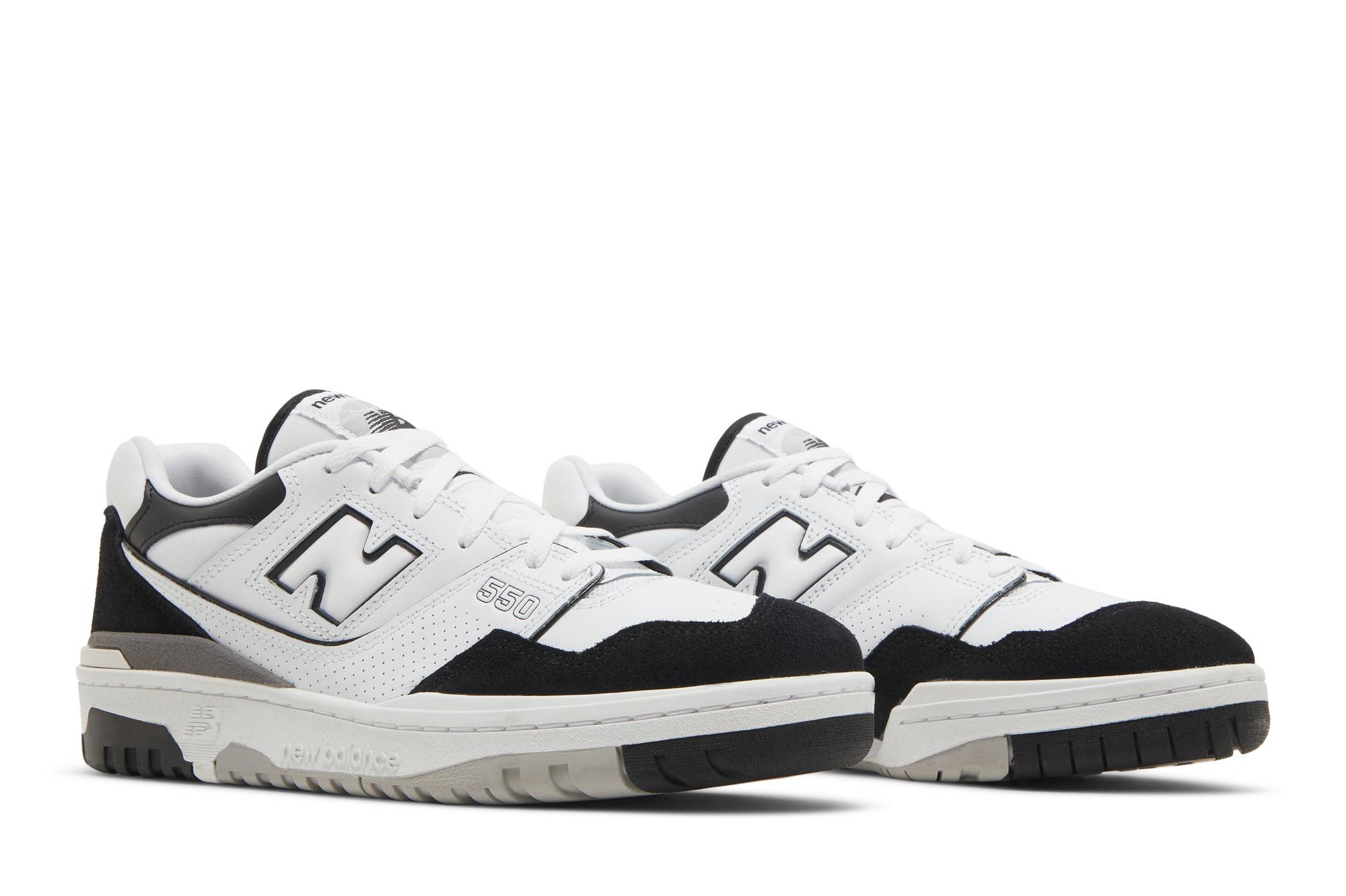 new-balance-550-white-black-bb550nca-bfkuq.jpeg