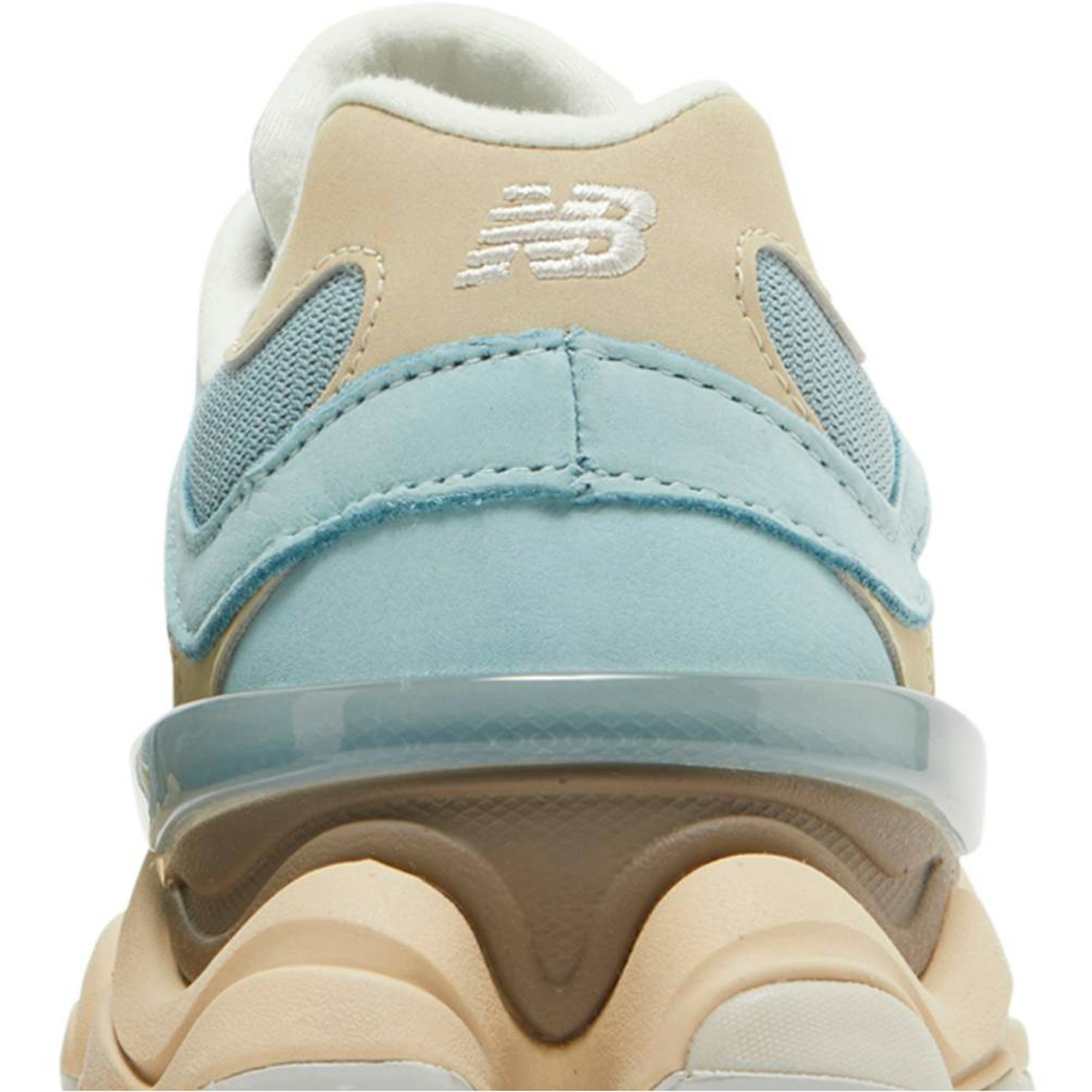 new-balance-9060-blue-haze-u9060fnb-y0zjz.jpeg