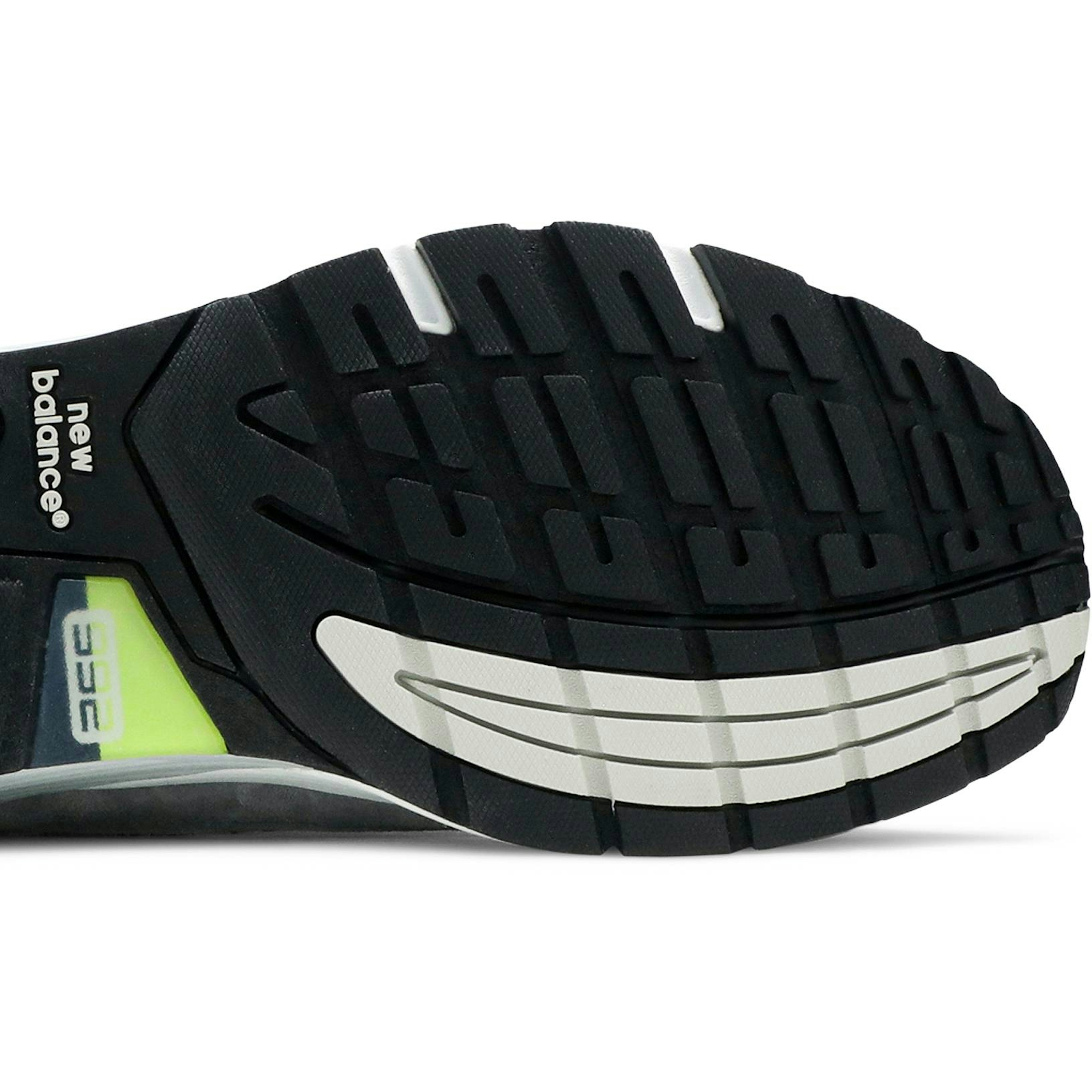 new-balance-992-made-in-usa-black-grey-volt-m992tq-11ap1.jpeg