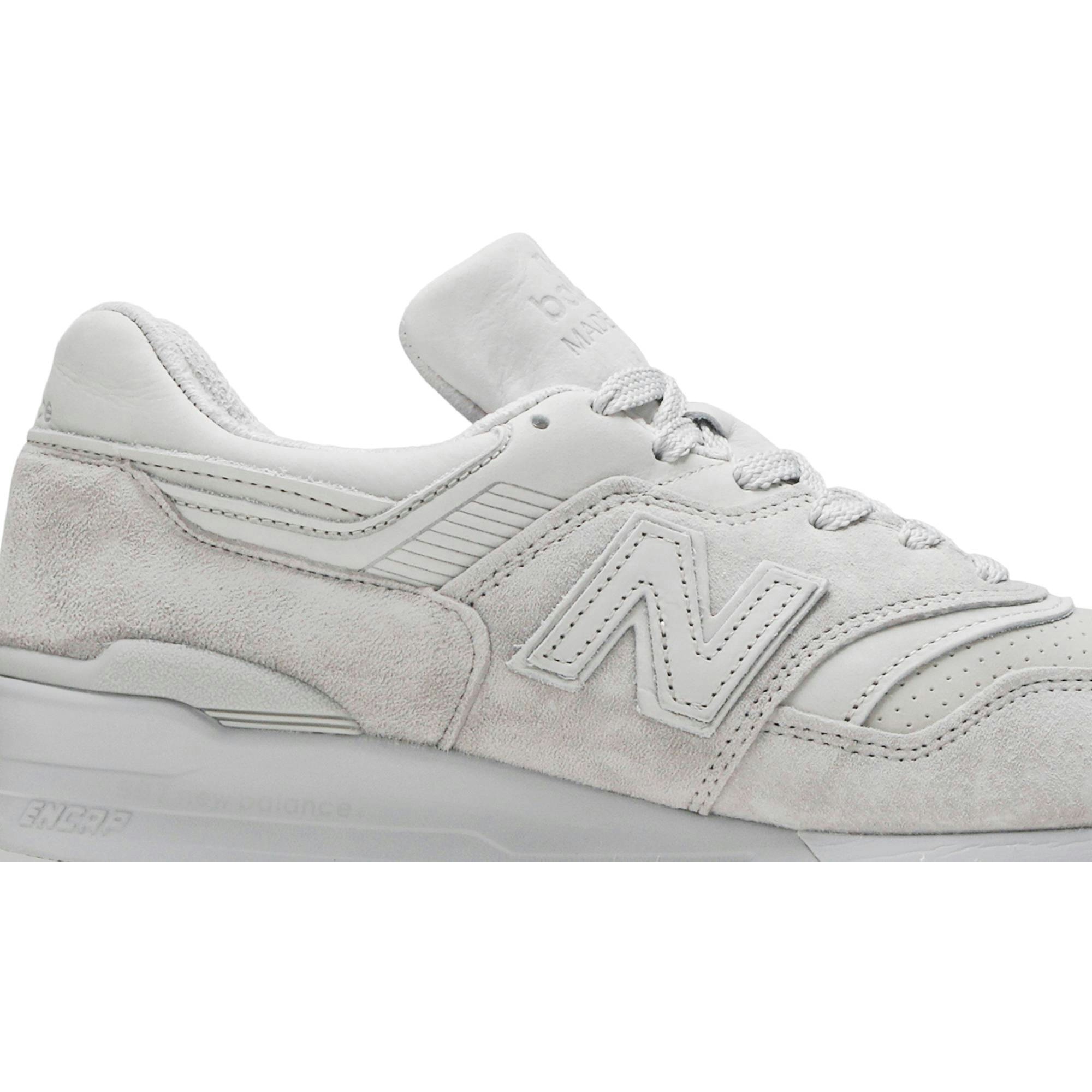 new-balance-997-made-in-usa-grey-suede-m997lbd-bb63h.jpeg