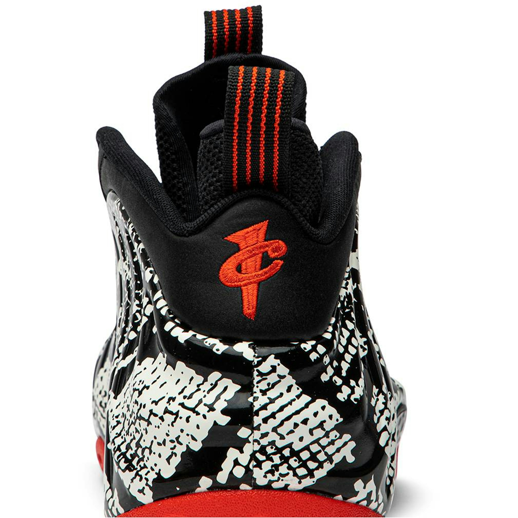 nike-air-foamposite-one-albino-snakeskin-314996-101-ojyaw.jpeg