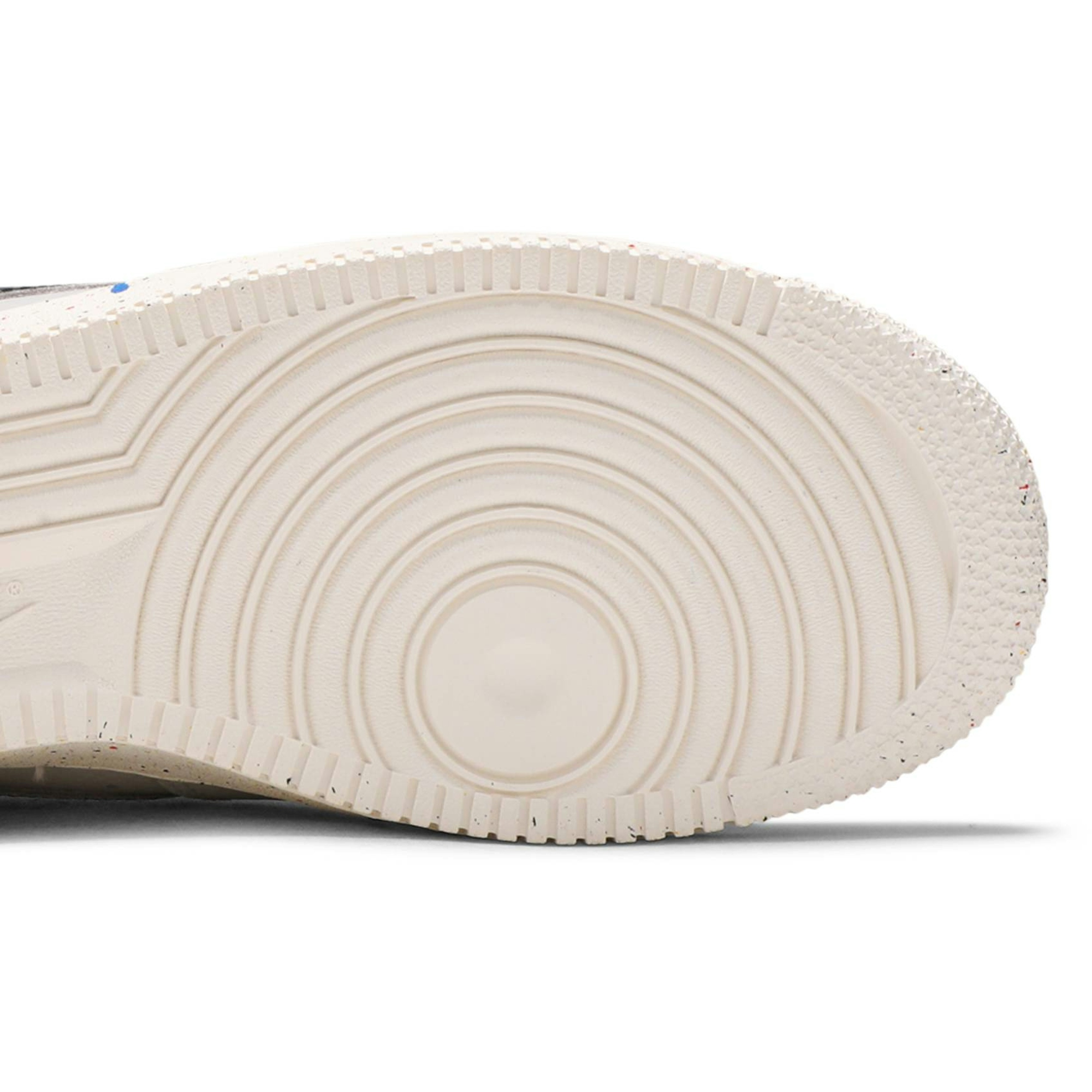 nike-air-force-1-07-lv8-paint-splatter-light-bone-cz0339-001-vimcq.jpeg
