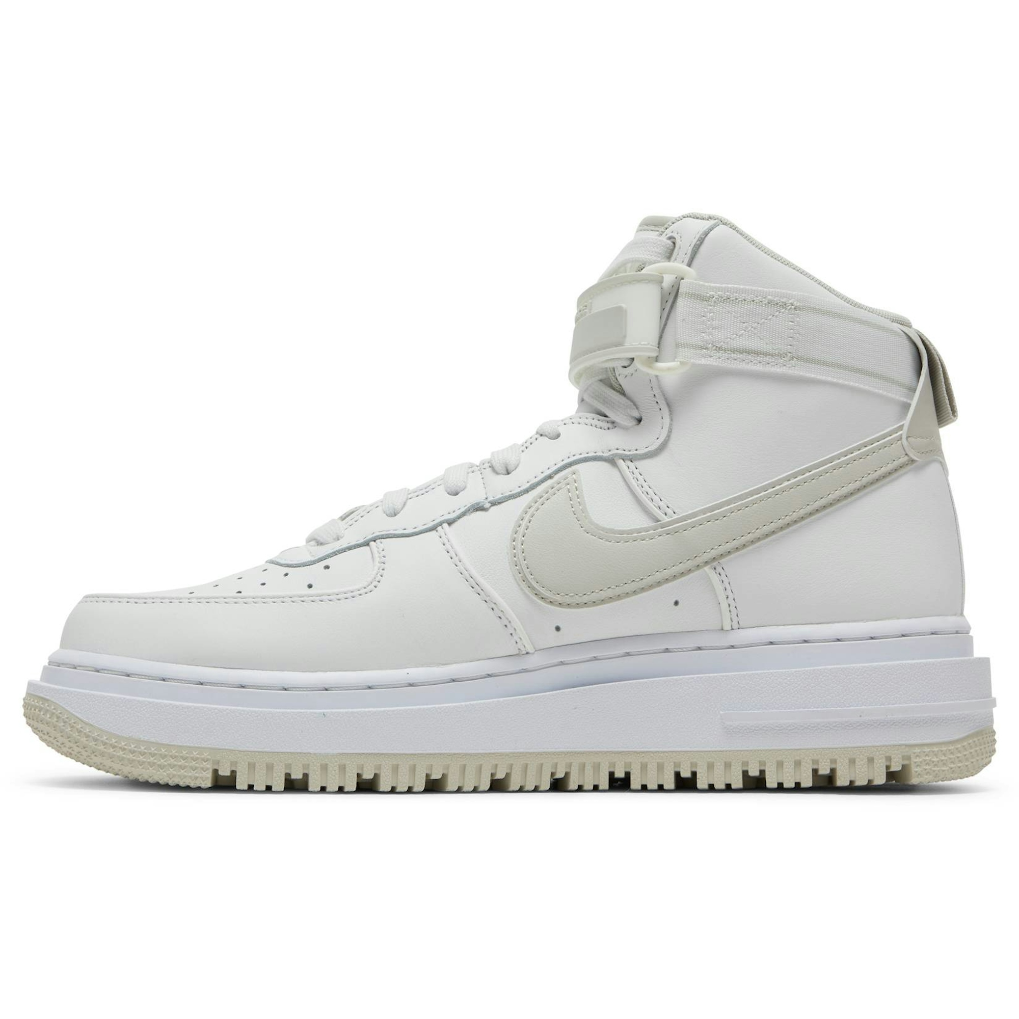 nike-air-force-1-high-boot-summit-white-da0418-100-irxx2.jpeg