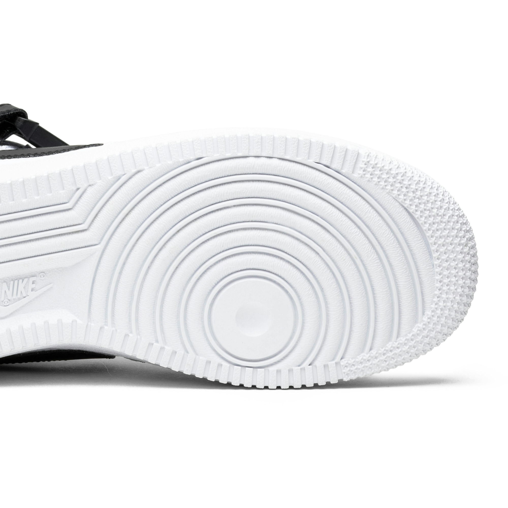 nike-air-force-1-mid-utility-white-black-804609-103-nicesnk-yavo6.jpeg