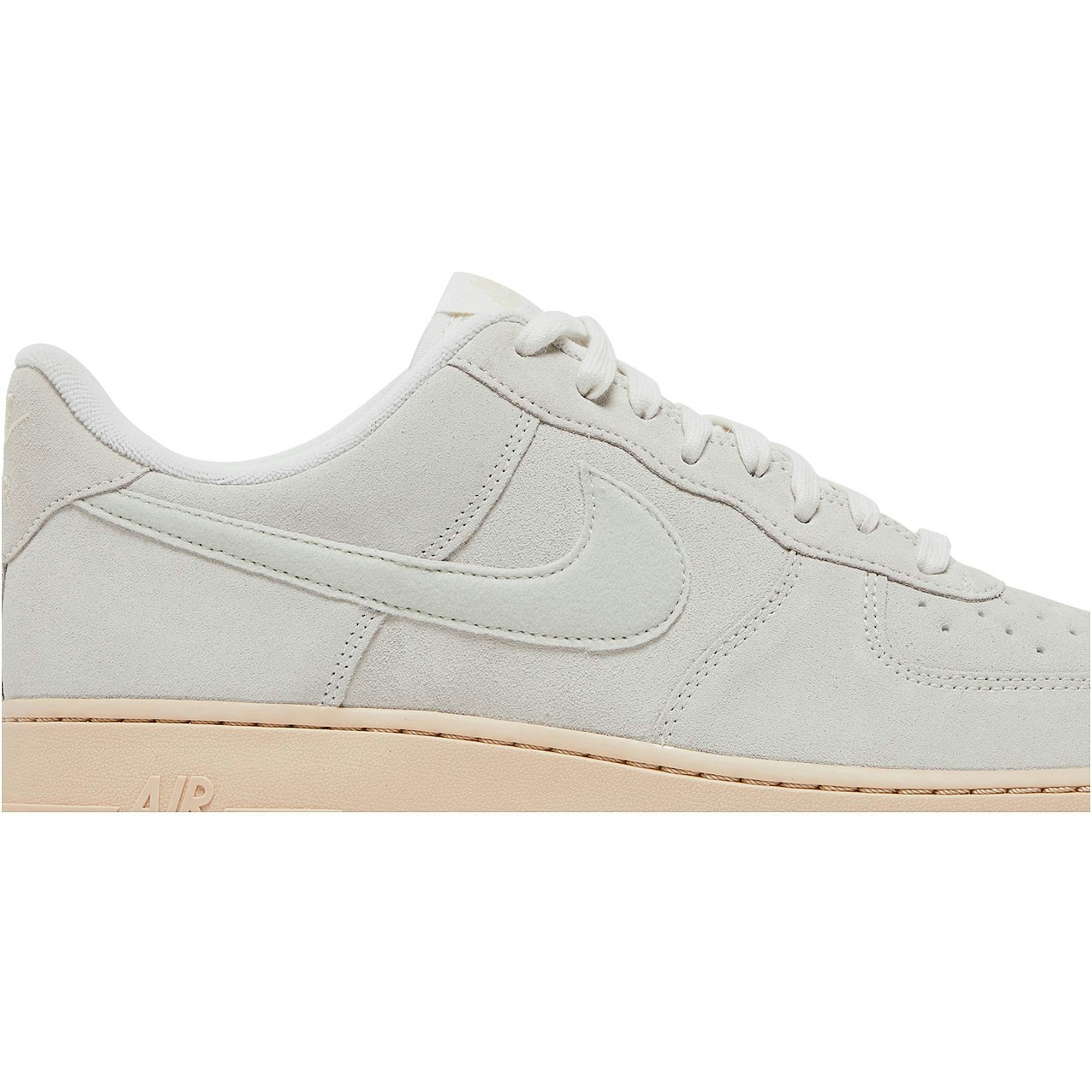 nike-air-force-1-winter-premium-summit-white-do6730-100-ptb06.jpeg