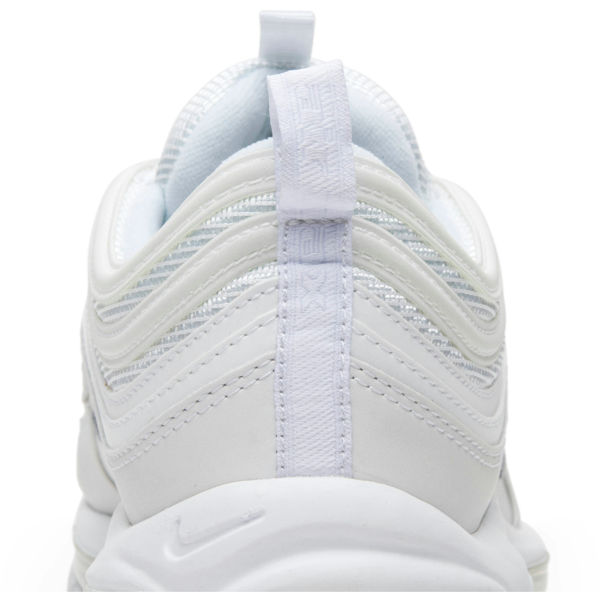nike-air-max-97-triple-white-921826-101-gblwg.jpeg