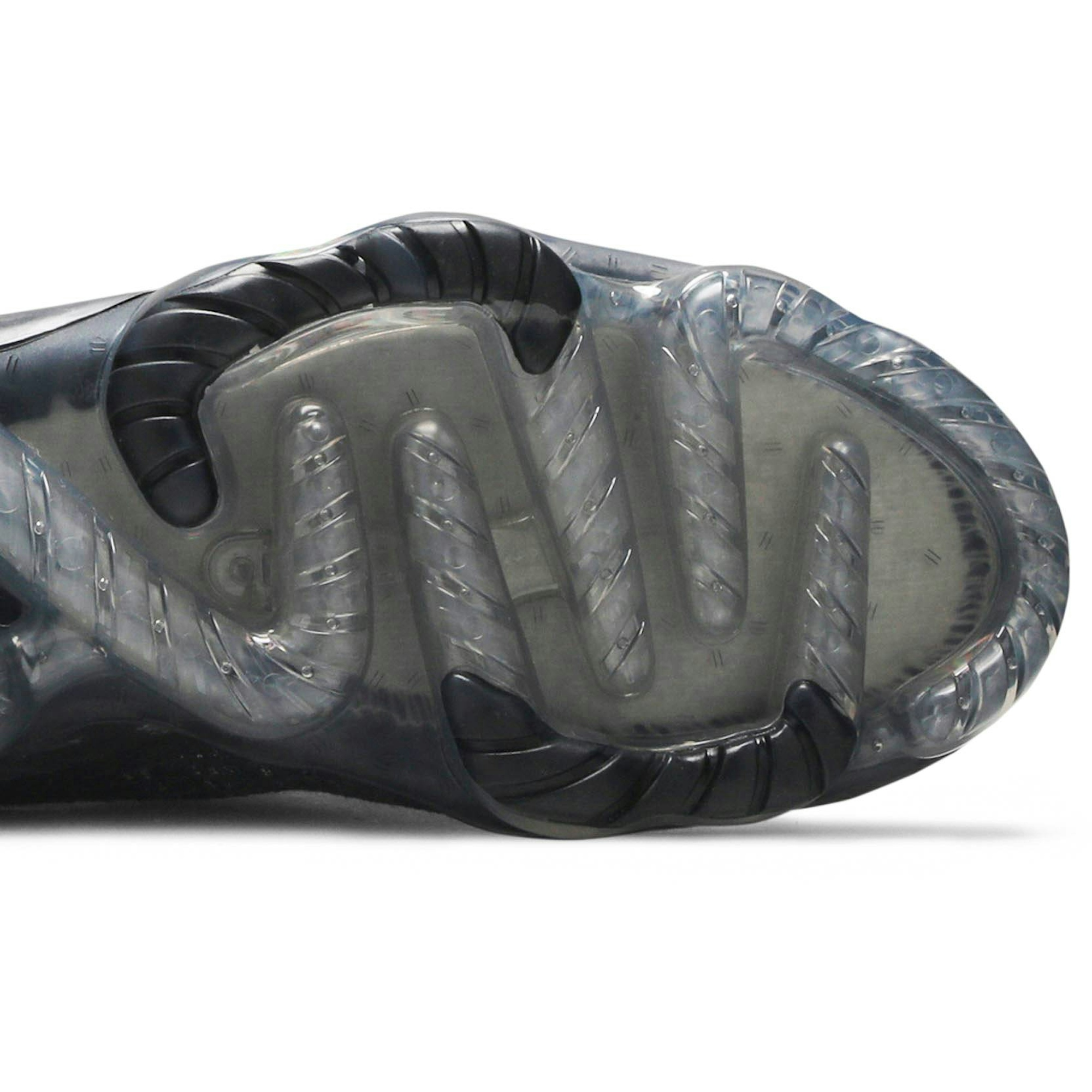 nike-air-vapormax-2020-flyknit-dark-grey-cj6740-002-nicesnk-yynl1.jpeg