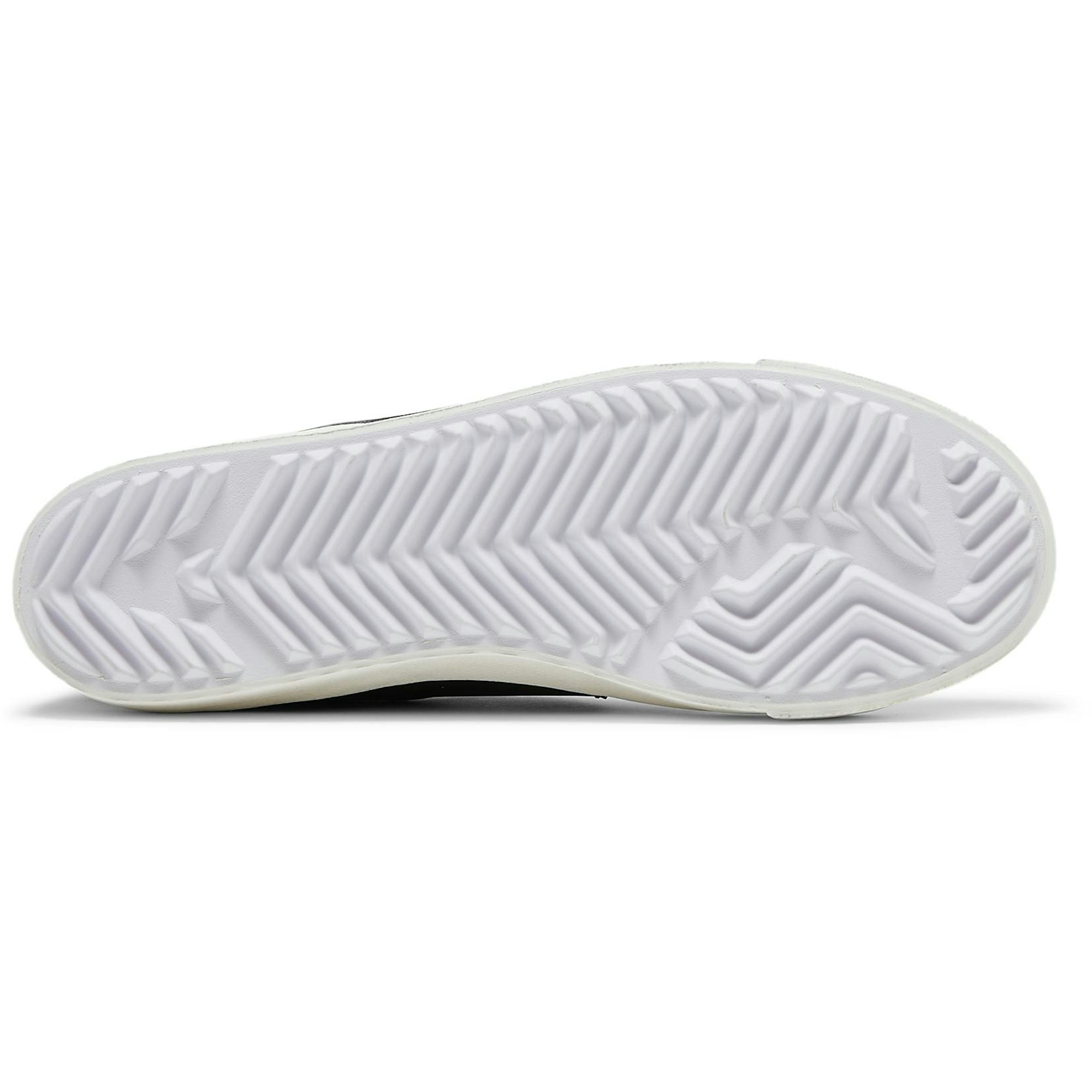 nike-blazer-mid-77-jumbo-white-black-dd3111-100-5gvj3.jpeg