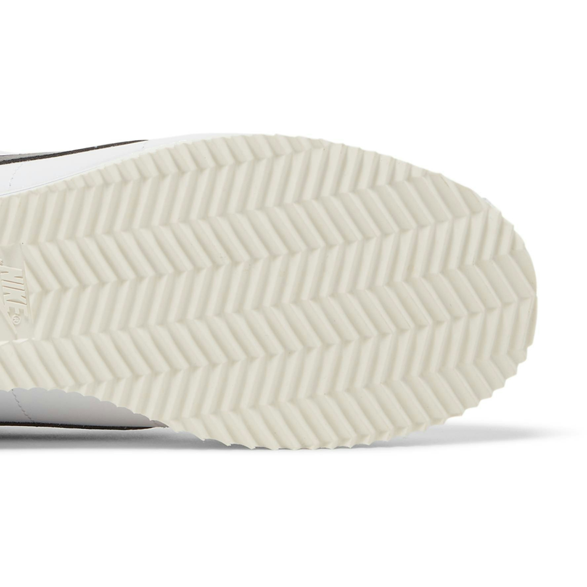 nike-cortez-whiteblackblue-dm4044-100-pzuqo.jpeg