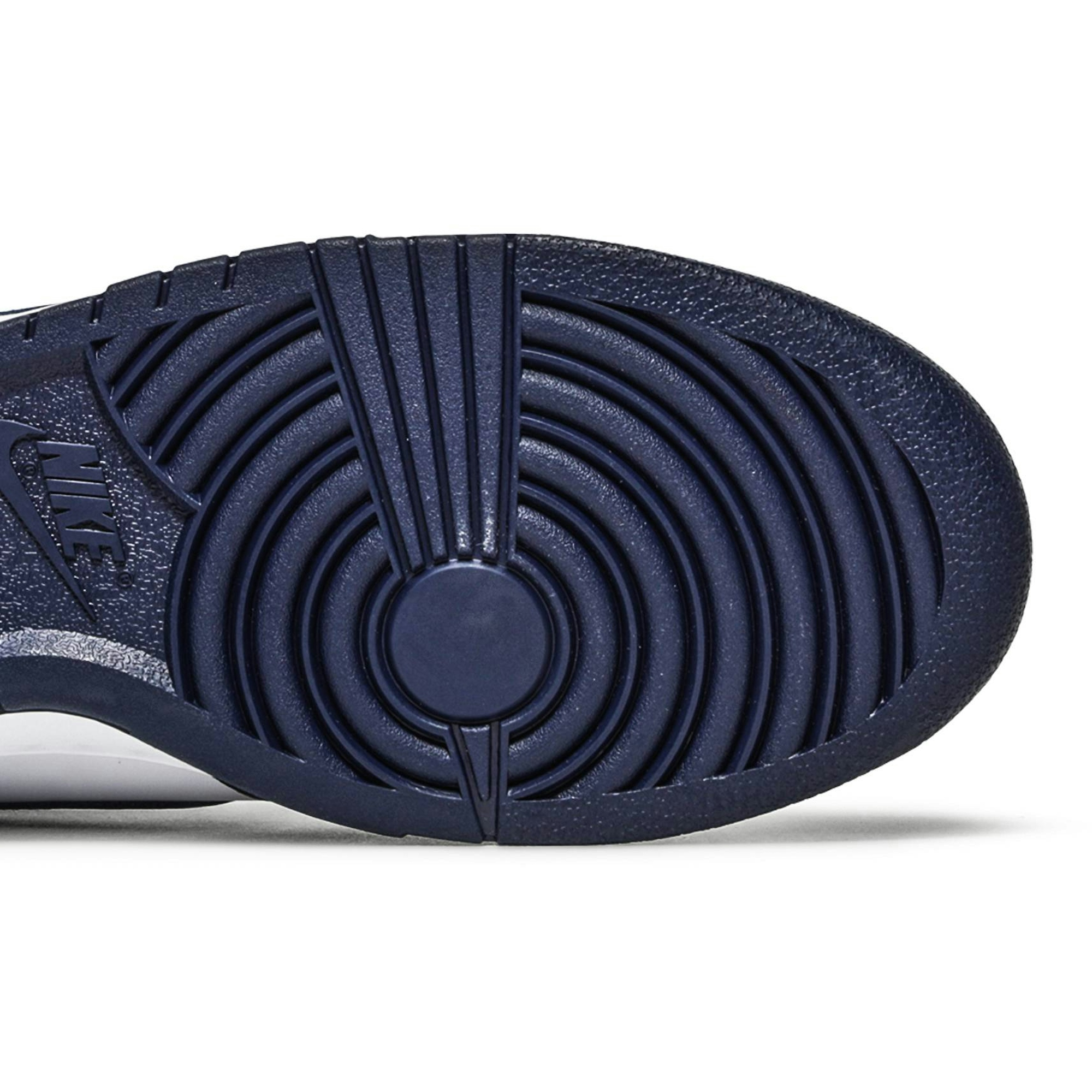 nike-dunk-high-midnight-navy-dd1399-104-uy8b2.jpeg